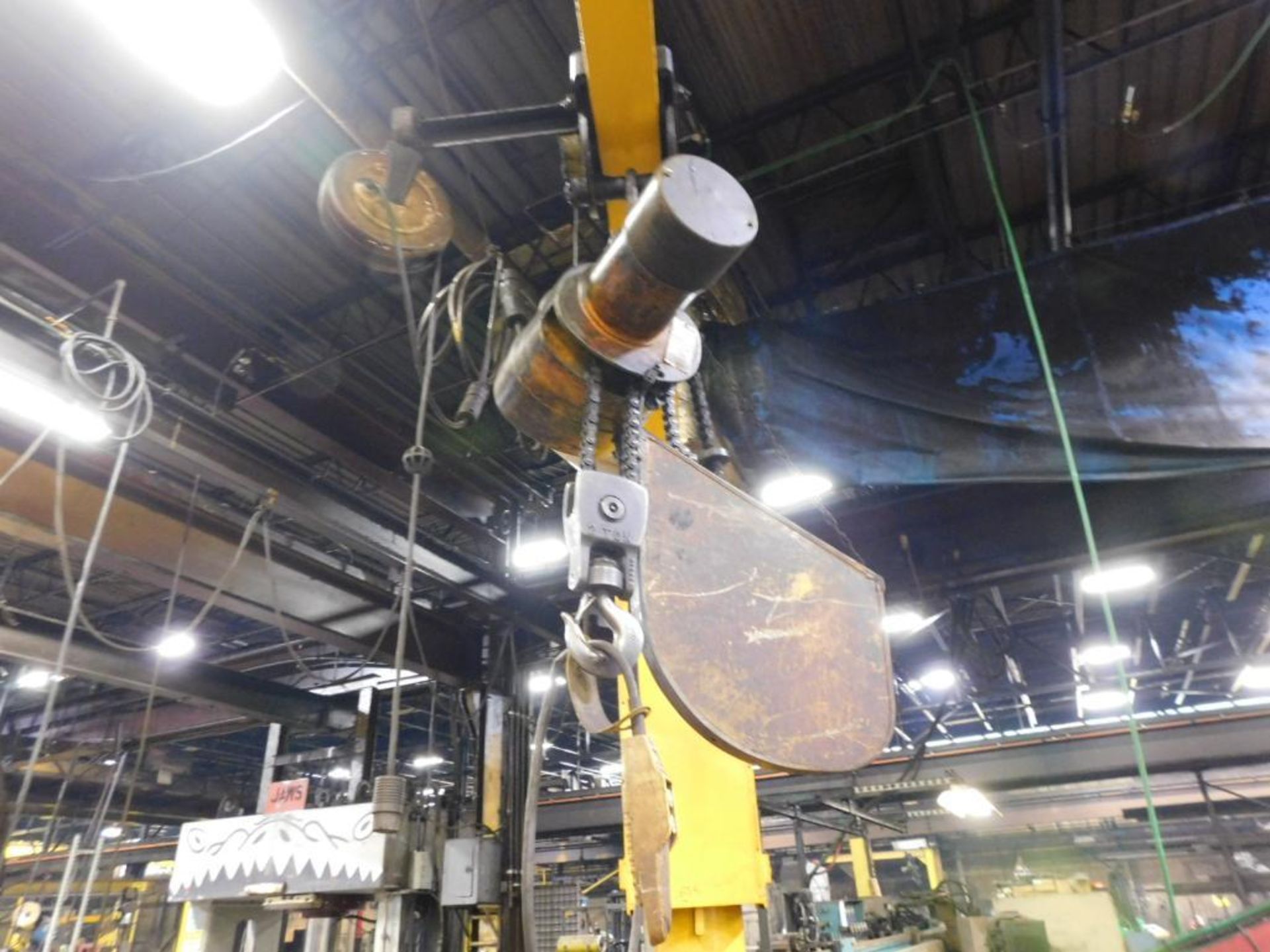 2-Ton Free Standing 360° Jib Crane w/Budgit 2-Ton Chain Hoist - Image 3 of 3