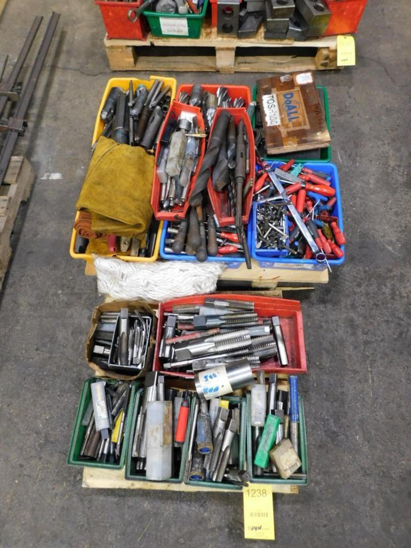 LOT: Assorted Large Roughing Endmills, Taps, Spade Drills, Taper Shank Drill Bits, Chuck Keys, Wrenc