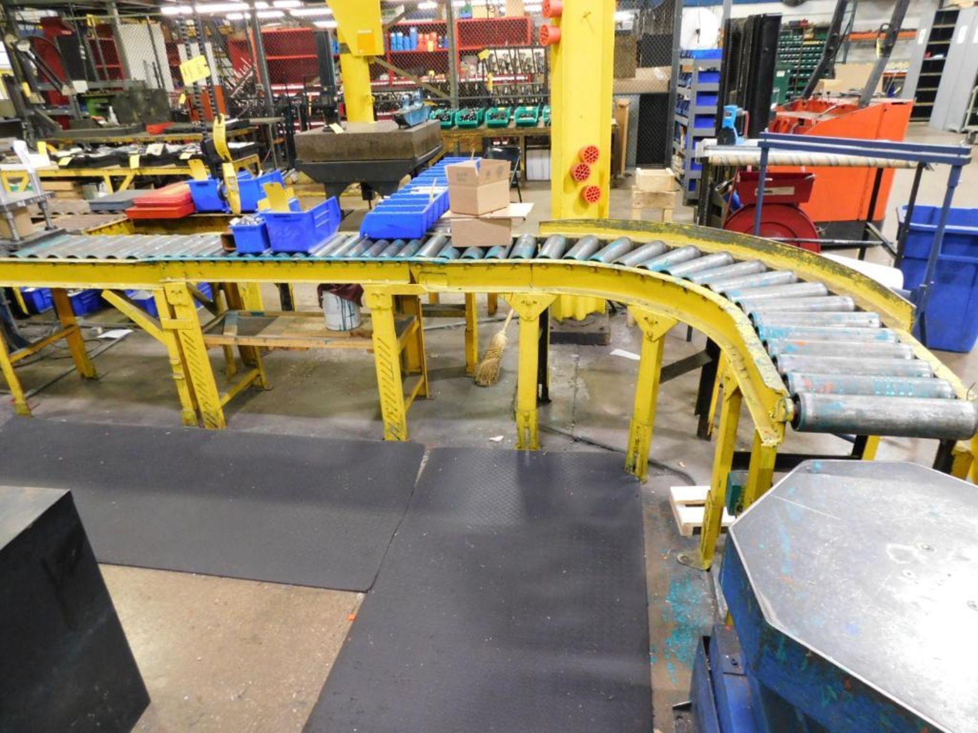 Approx. 160' x 14" Roller Conveyor (NO CONTENTS) (DELAYED REMOVAL, CONTACT SITE MANAGER) - Image 2 of 9