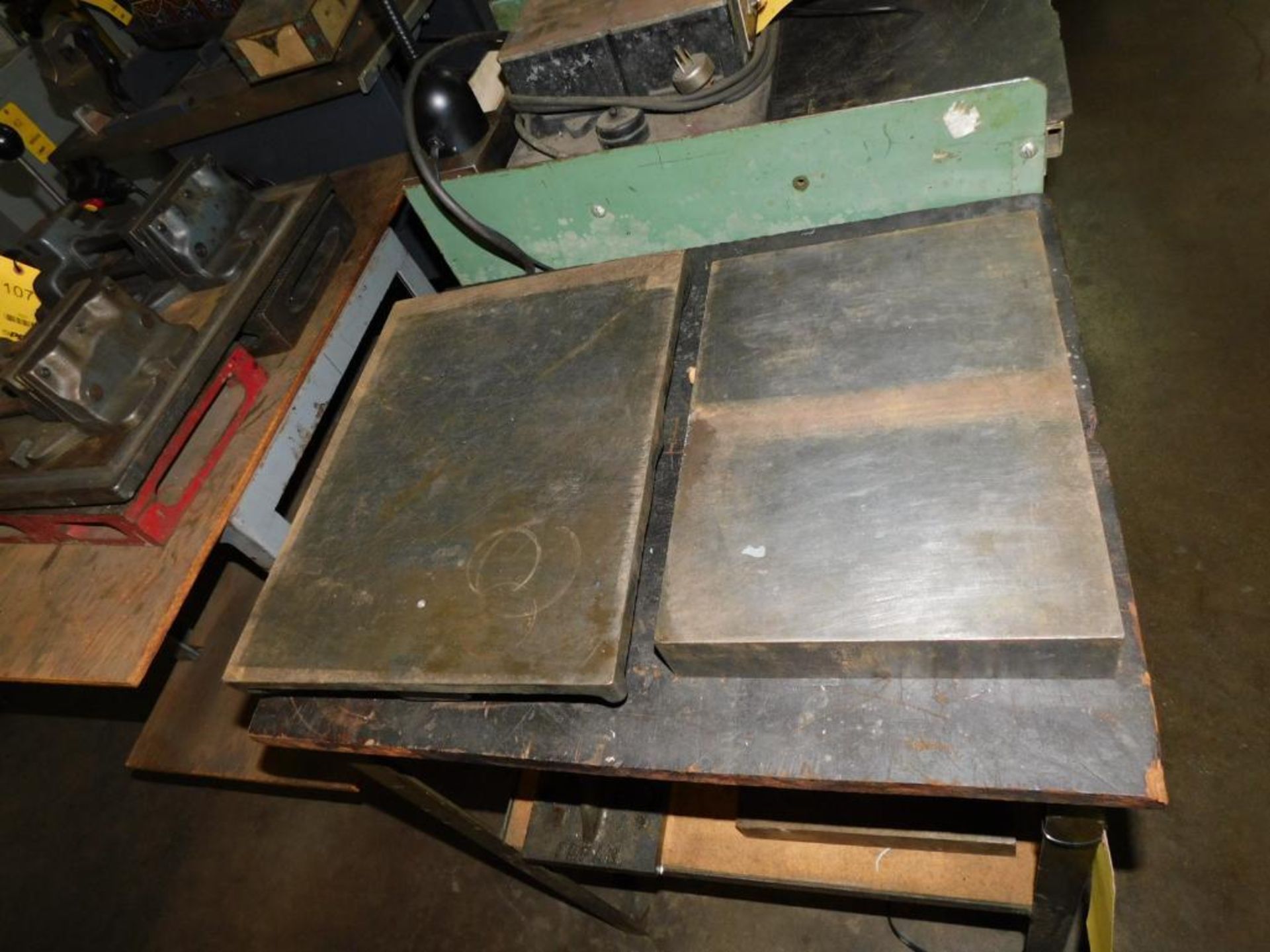 LOT: 16" x 21" Steel Surface Plates, (1) 16" x 12", (2) 14" x 10" Steel Surface Plates, (2) Right An - Image 6 of 7