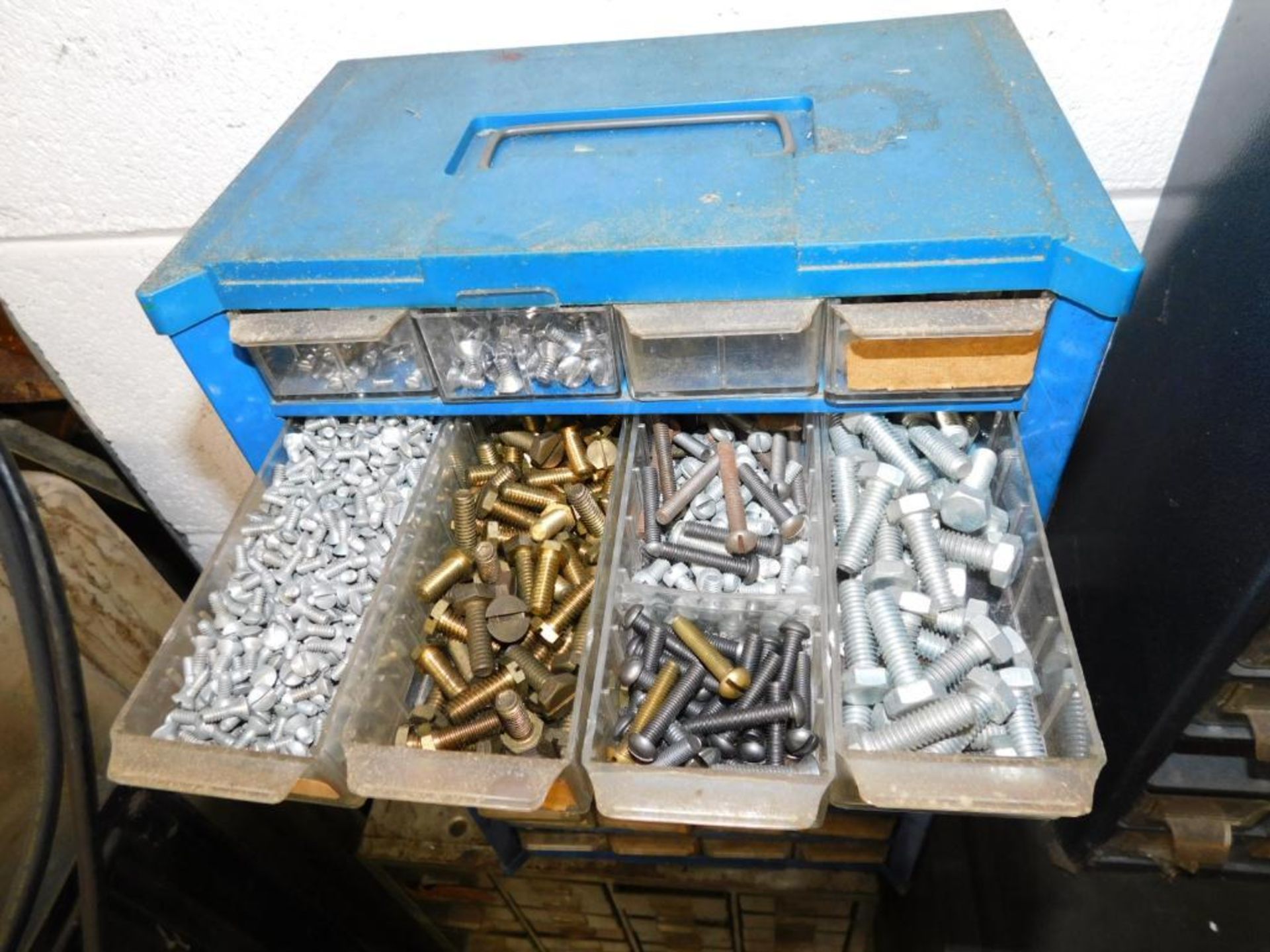 LOT: (27) Drawer Parts/Hardware Cabinet w/Contents: Springs, Fuses, Washers, Hardware, Copper Tubing - Bild 21 aus 24