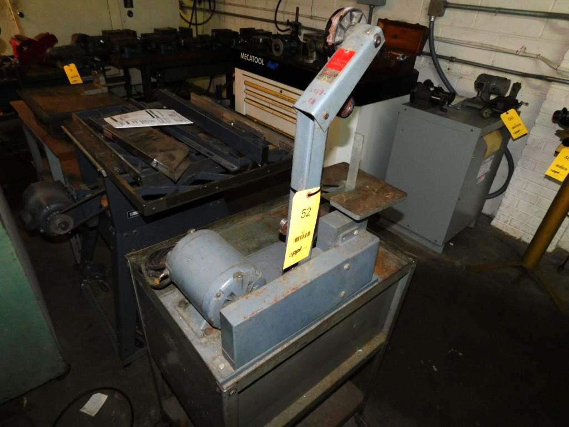 Rockwell Delta 1" Belt Sander on Lyon Rolling Cart - Image 3 of 7