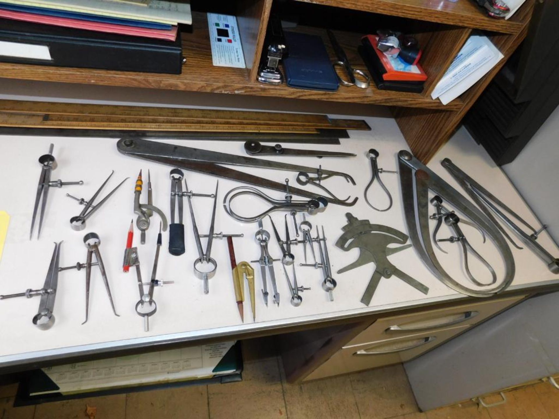 LOT: Assorted Vintage Measuring Devices, Spring Calipers, Compass Calipers, Scribes, Rulers, etc.