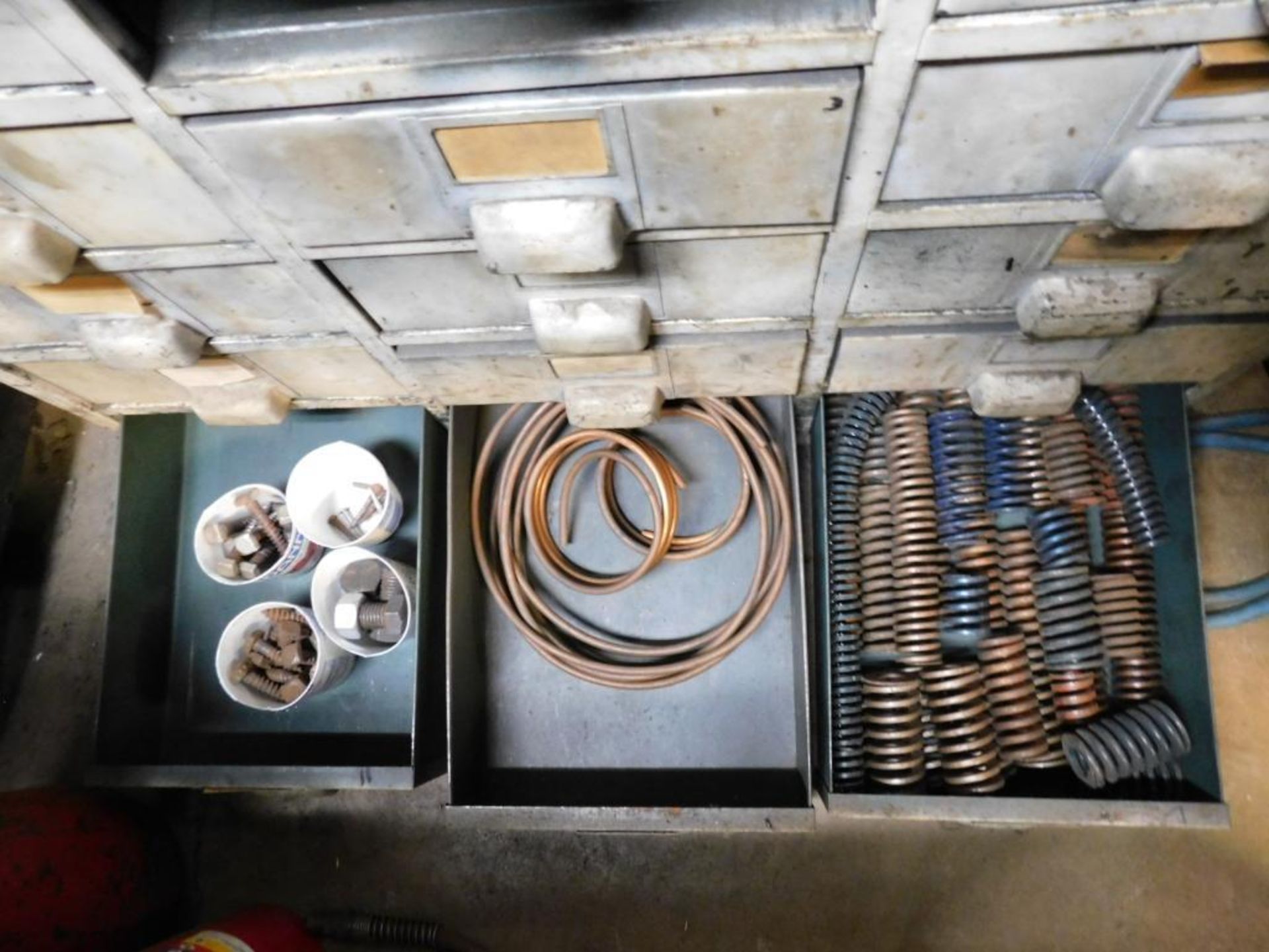 LOT: (27) Drawer Parts/Hardware Cabinet w/Contents: Springs, Fuses, Washers, Hardware, Copper Tubing - Bild 12 aus 24