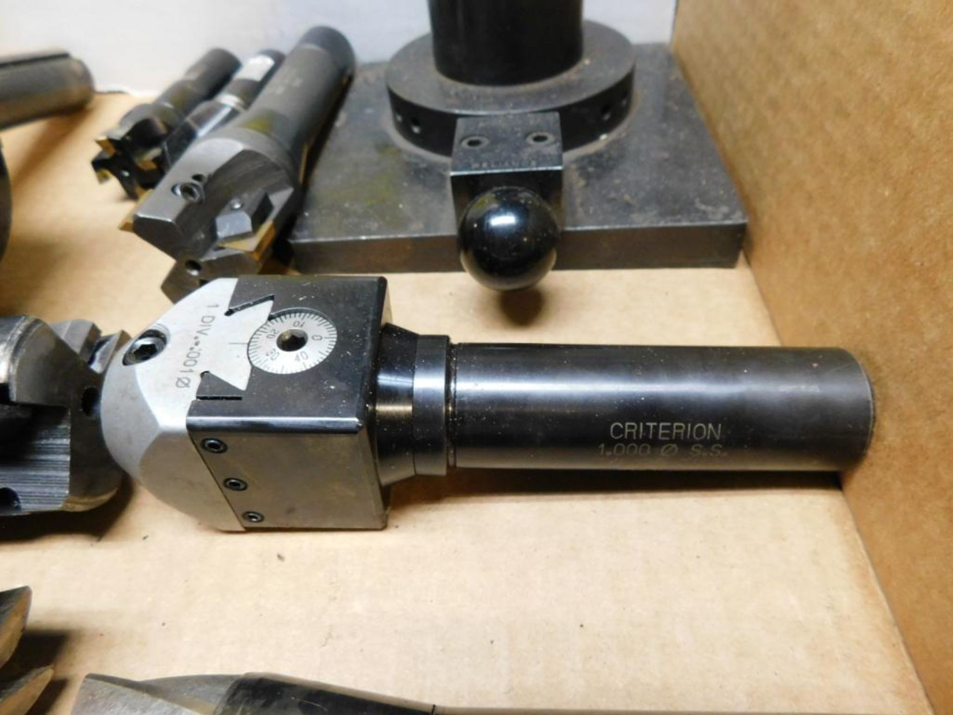 LOT: Assorted R8 Tooling - Image 4 of 7