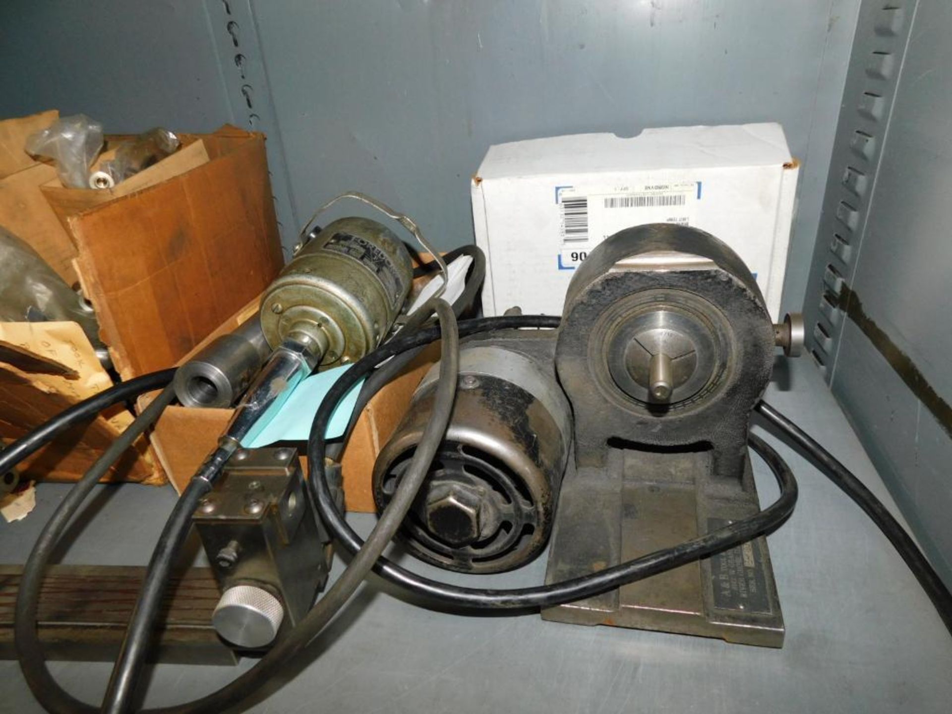 LOT: Contents of (2) Shelves: Electric Motor, Tool Post Grinder, Auto Transformer, Motor Controller, - Bild 9 aus 15