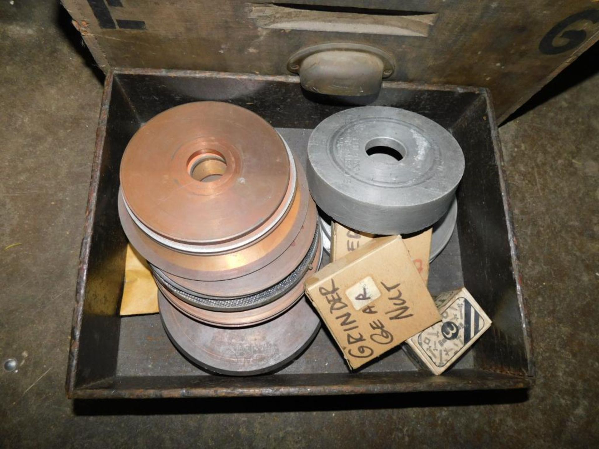 LOT: Assorted Grinding Wheels in Vintage Wood Drawer - Image 4 of 5