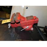 5" Craftsman No. 506-51811 Vise on Swivel Base