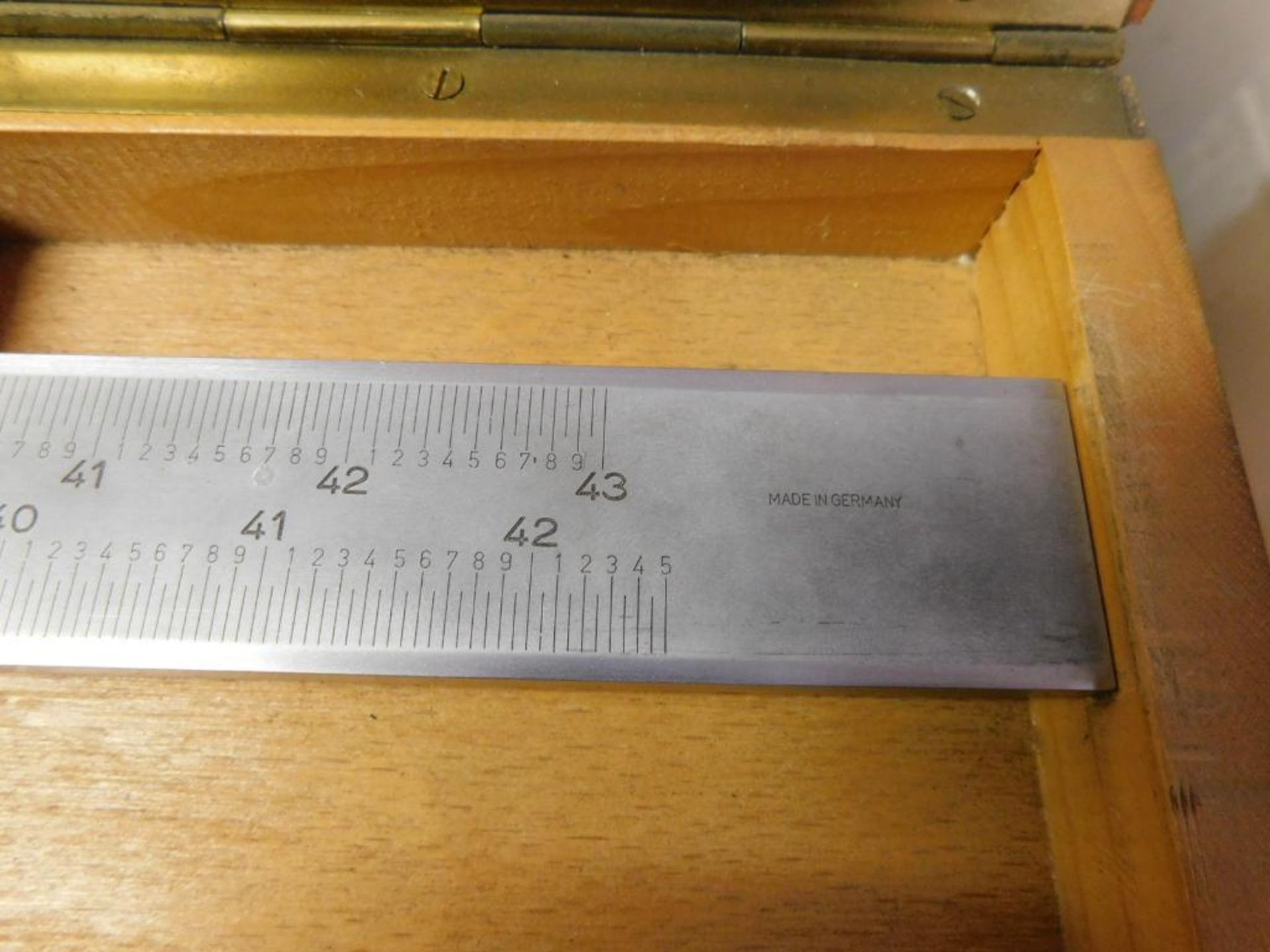 CSE 43" Vernier Caliper - Image 4 of 6