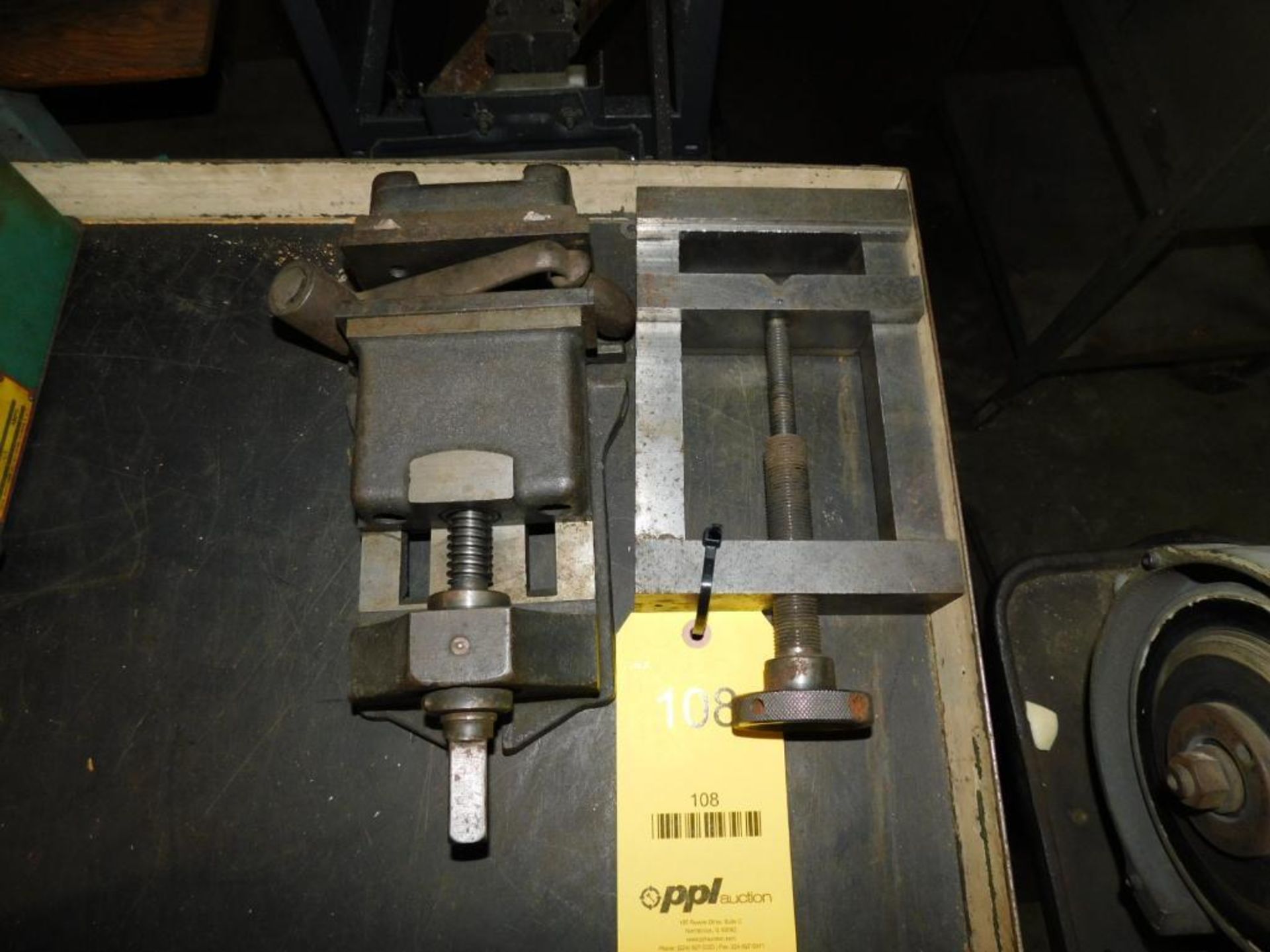 LOT: (1) 5" Machine Vise, (1) 6" Vise