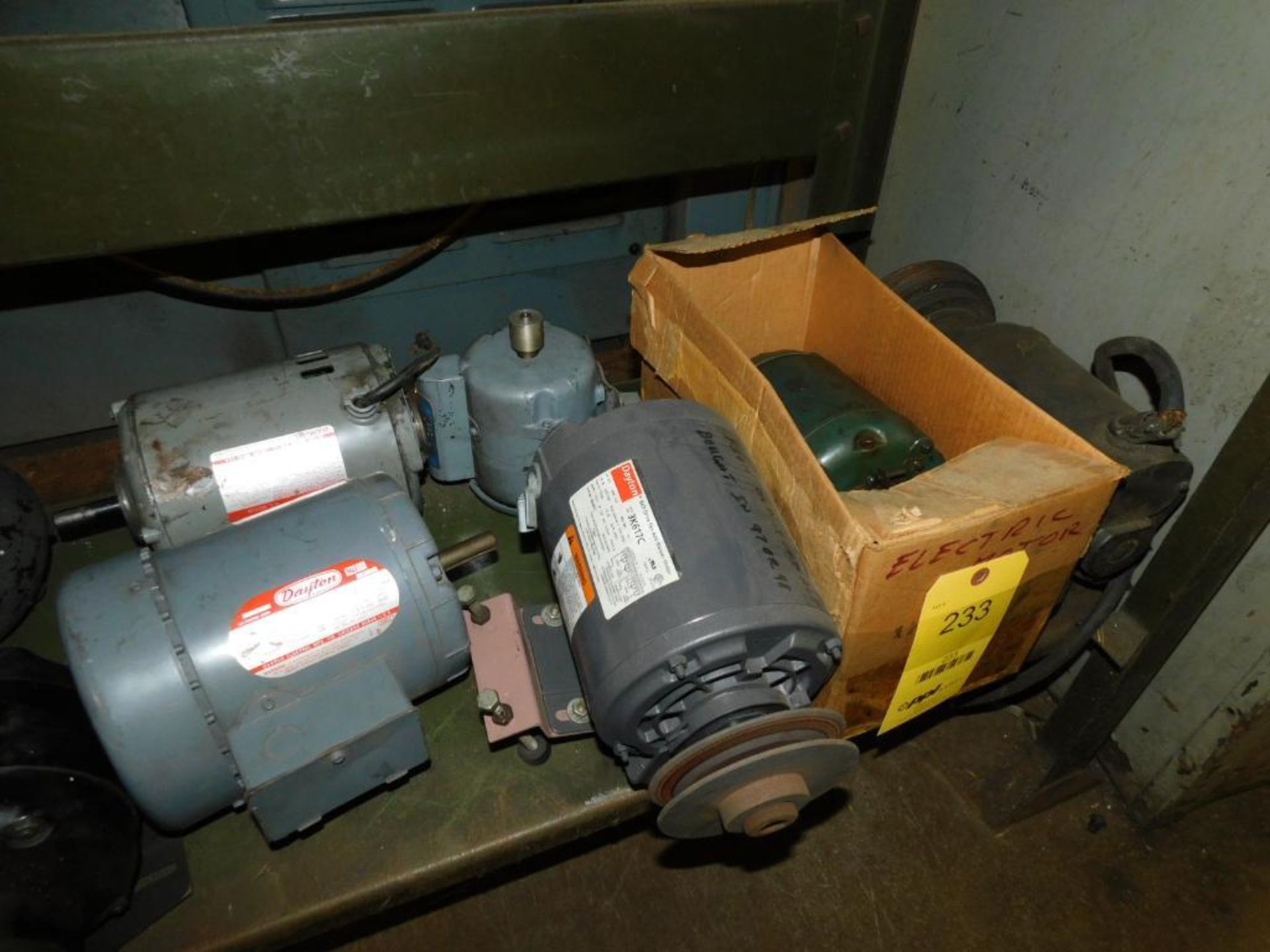 LOT: (10) Assorted Electric Motors (CONDITIONS UNKNOWN), Machine Parts - Image 4 of 12