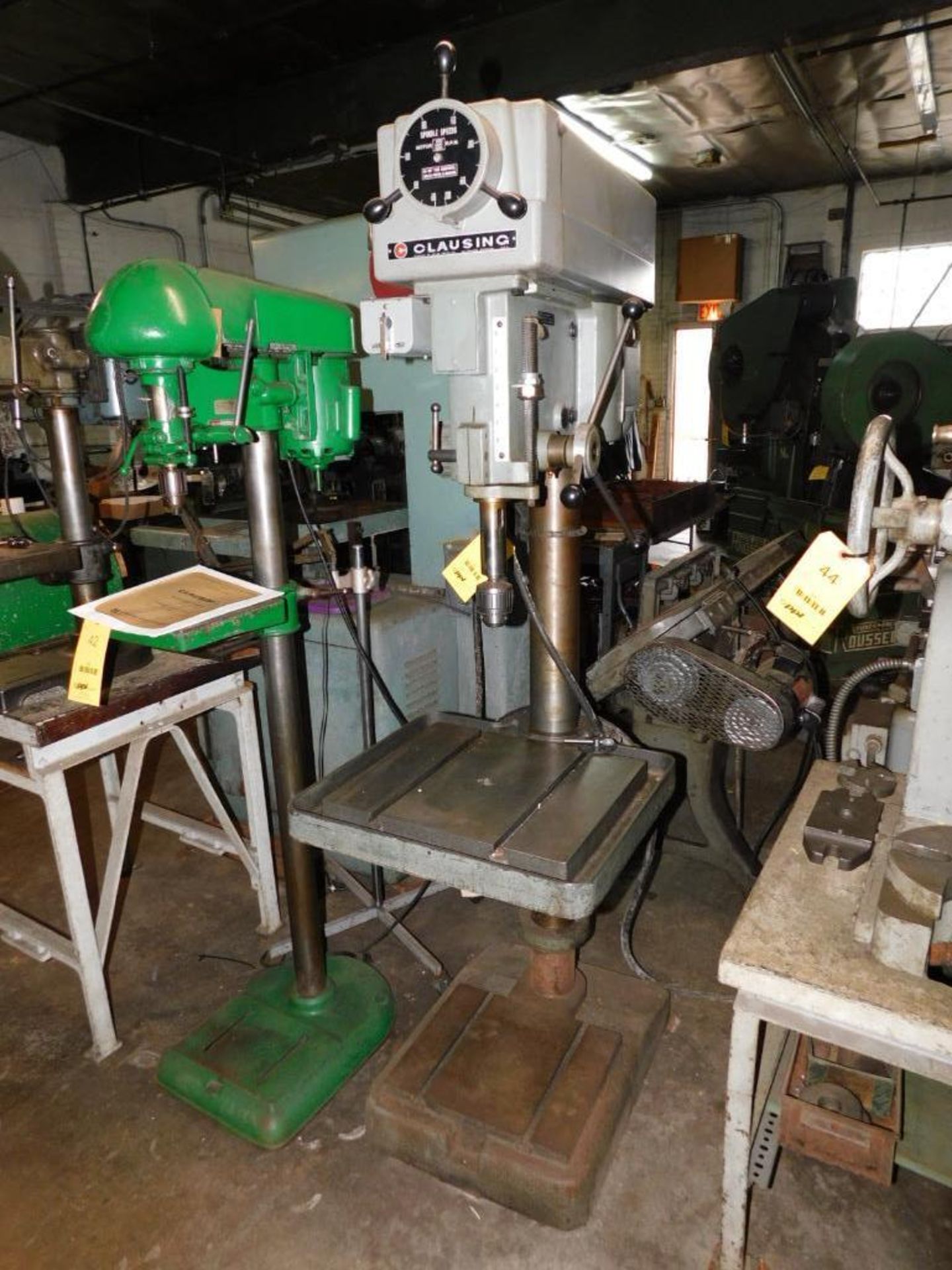 Clausing Model 2276 20" Drill Press, S/N 514349, 1.5 HP, 18" x 16" Work Table, 10" Throat, Adjustabl