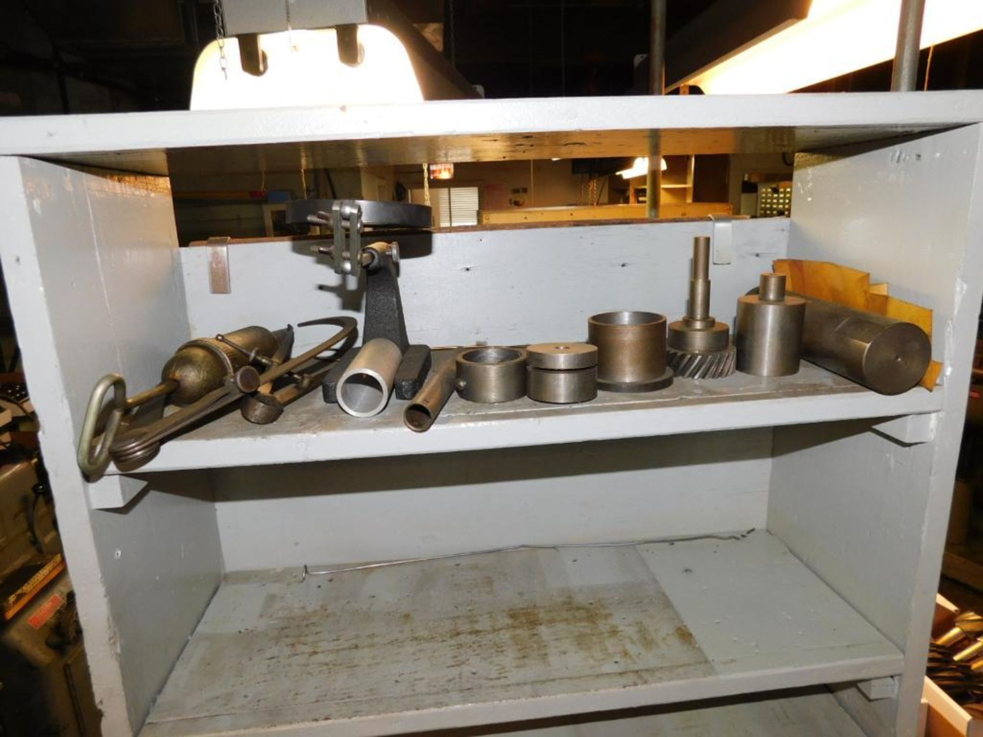 LOT: (2) Shelves w/Misc. Lathe Accessories & Tooling - Image 8 of 10