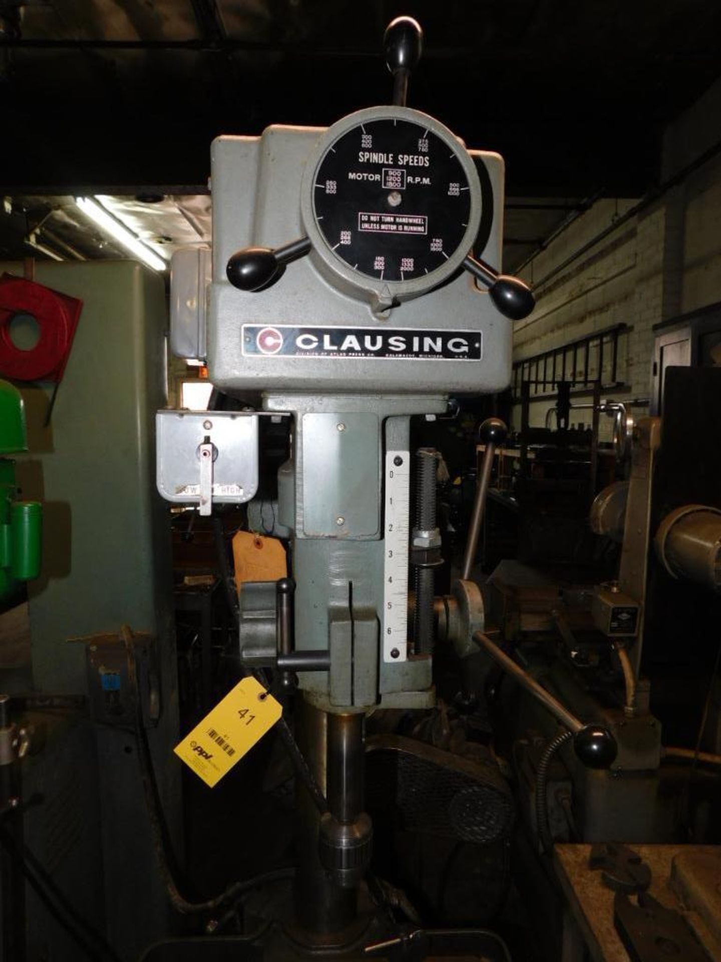 Clausing Model 2276 20" Drill Press, S/N 514349, 1.5 HP, 18" x 16" Work Table, 10" Throat, Adjustabl - Image 4 of 11