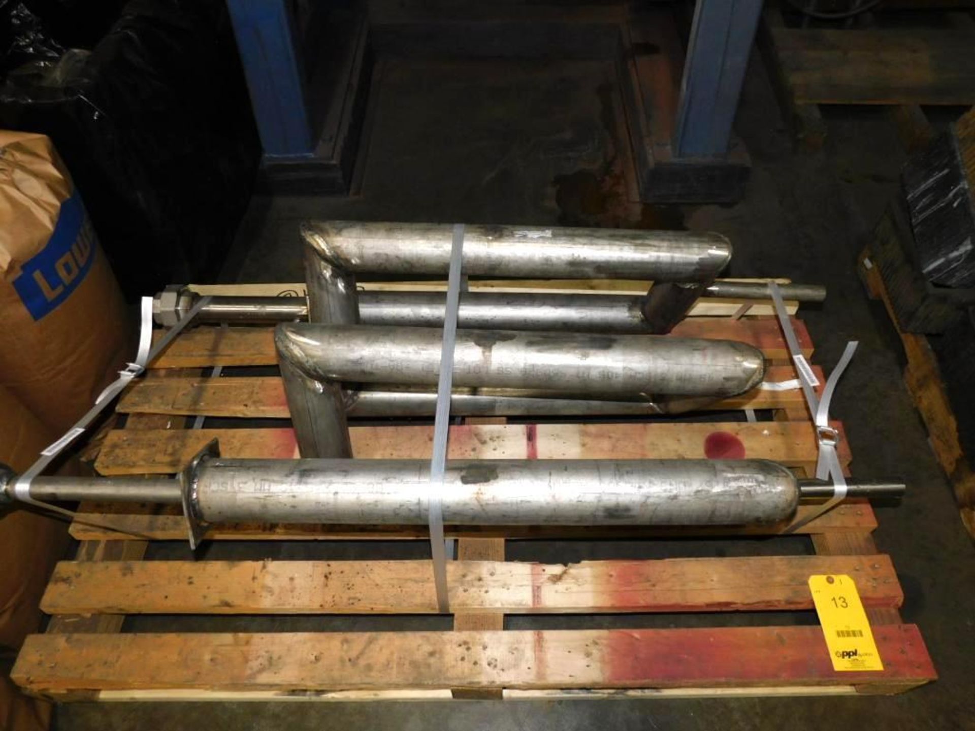 New Retort for CI Hayes Ammonia Dissociator described in Lot 12, Inconel Construction, Recently purc - Image 2 of 9
