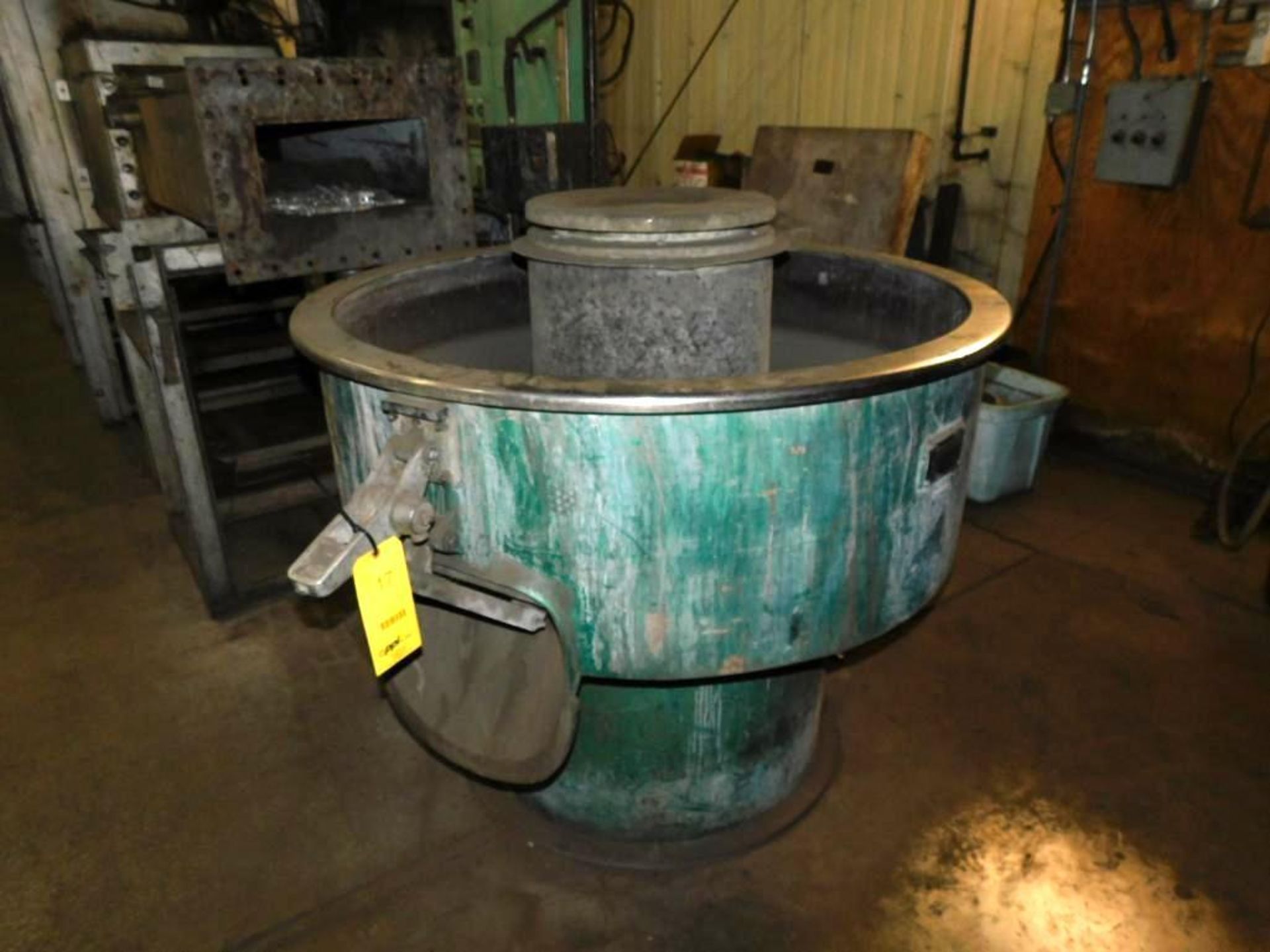 Sweco FM Series Vibratory Finisher, Urethane Lining, 48" Diameter