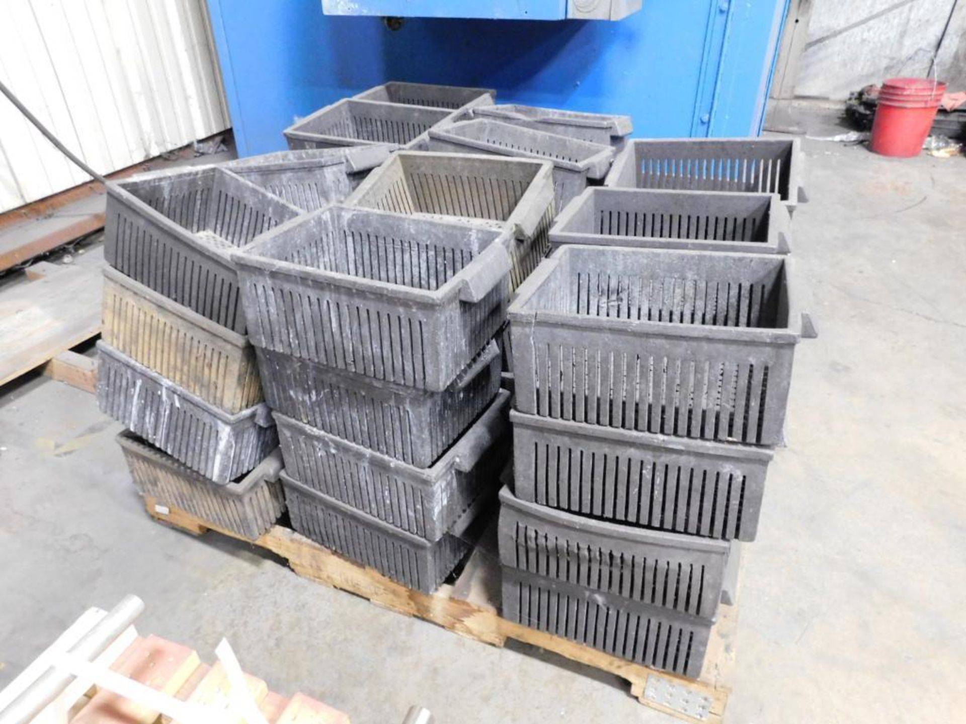 LOT: (47 approx.) Kadon Corp. Oven Baskets - Image 4 of 4