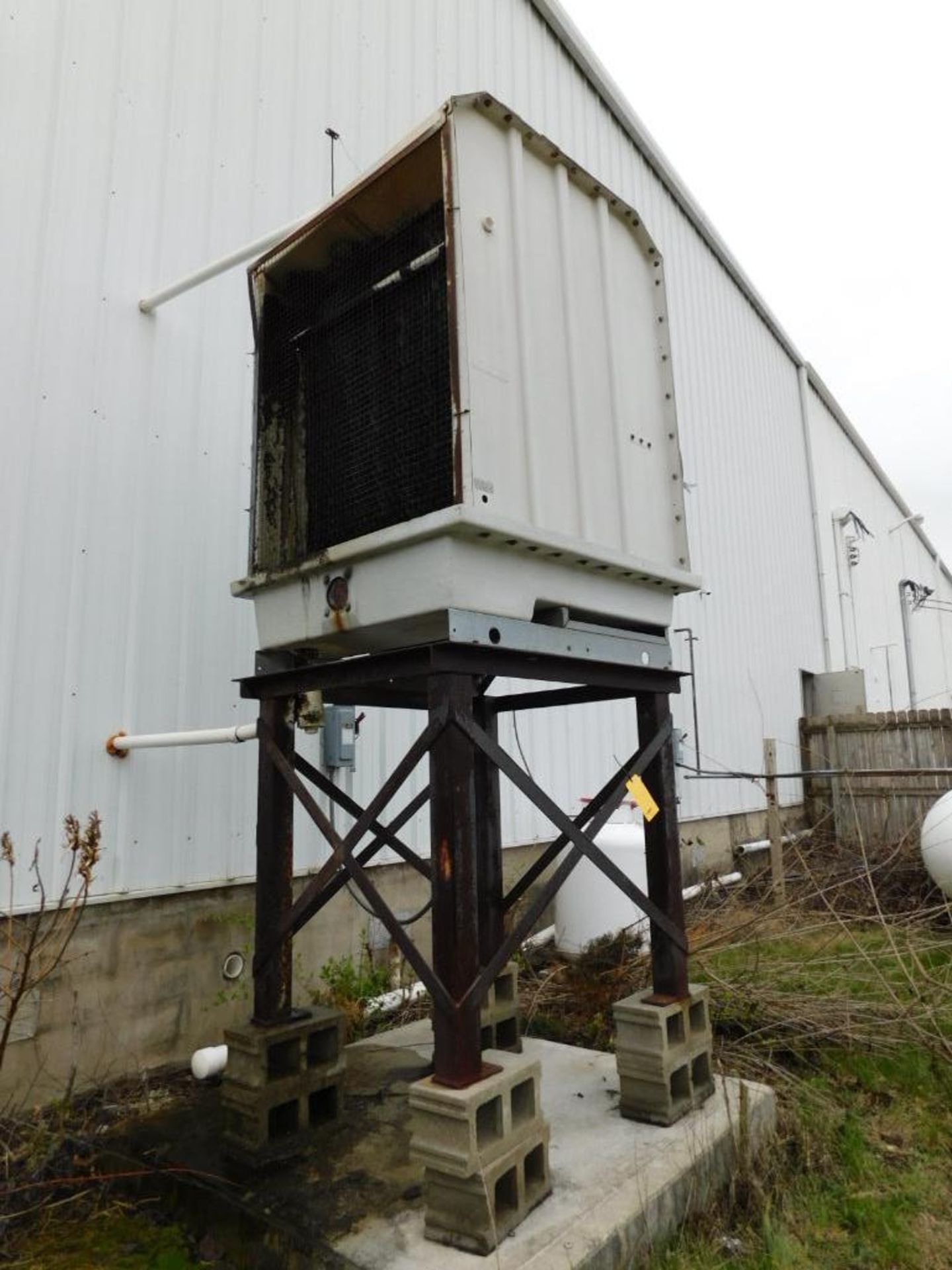 Aqua Tower Cooling Tower (HOOKED UP TO FURNACE) - Image 3 of 6