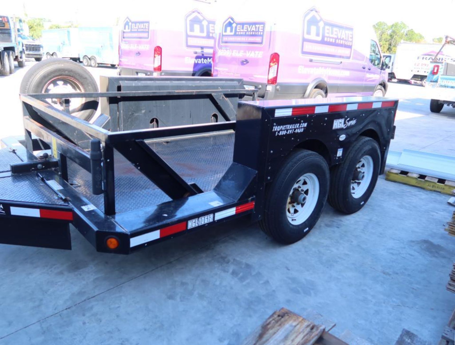 2020 Anderson HGL 10612 Tandem Axle Drop Deck Trailer, 12' x 6' Hydraulic Operated Bed, VIN 4YNBN122 - Bild 4 aus 6