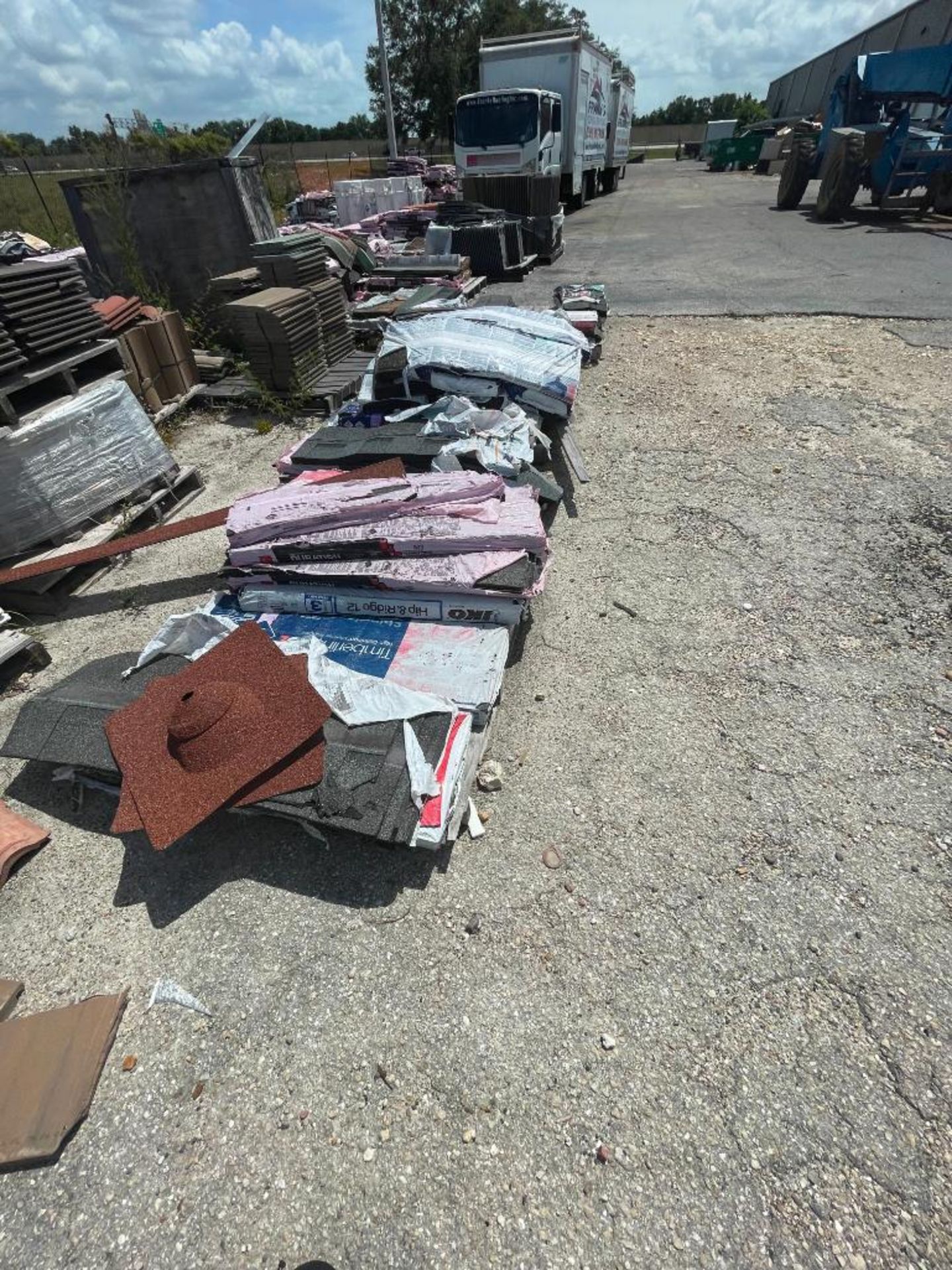 LOT: (35 approx.) Full or Partial Pallets of Assorted Asphalt Shingles