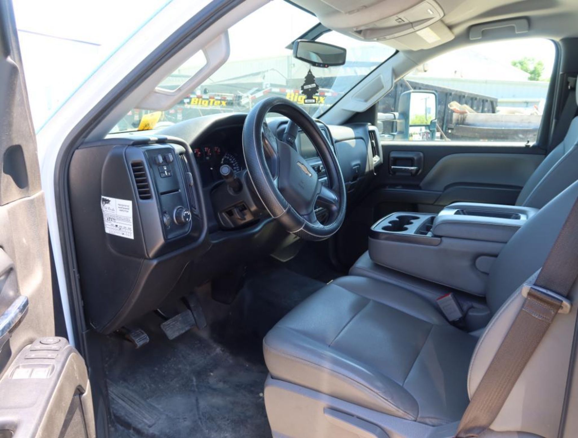 2019 Chevy Silverado 2WD C4500 Knapheide Hauler Body Dual Wheel w/Tool Box, Diesel, License# QKH-T90 - Image 6 of 8