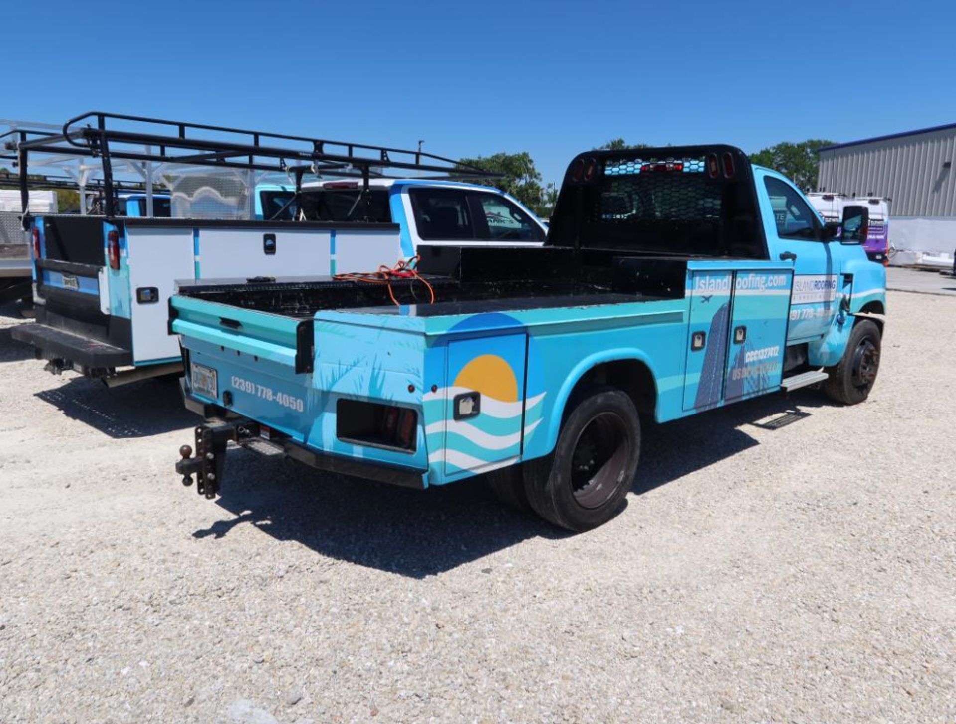 2019 Chevy Silverado 2WD C4500 Knapheide Hauler Body Dual Wheel w/Tool Box, Diesel, License# QKH-T90 - Image 3 of 8