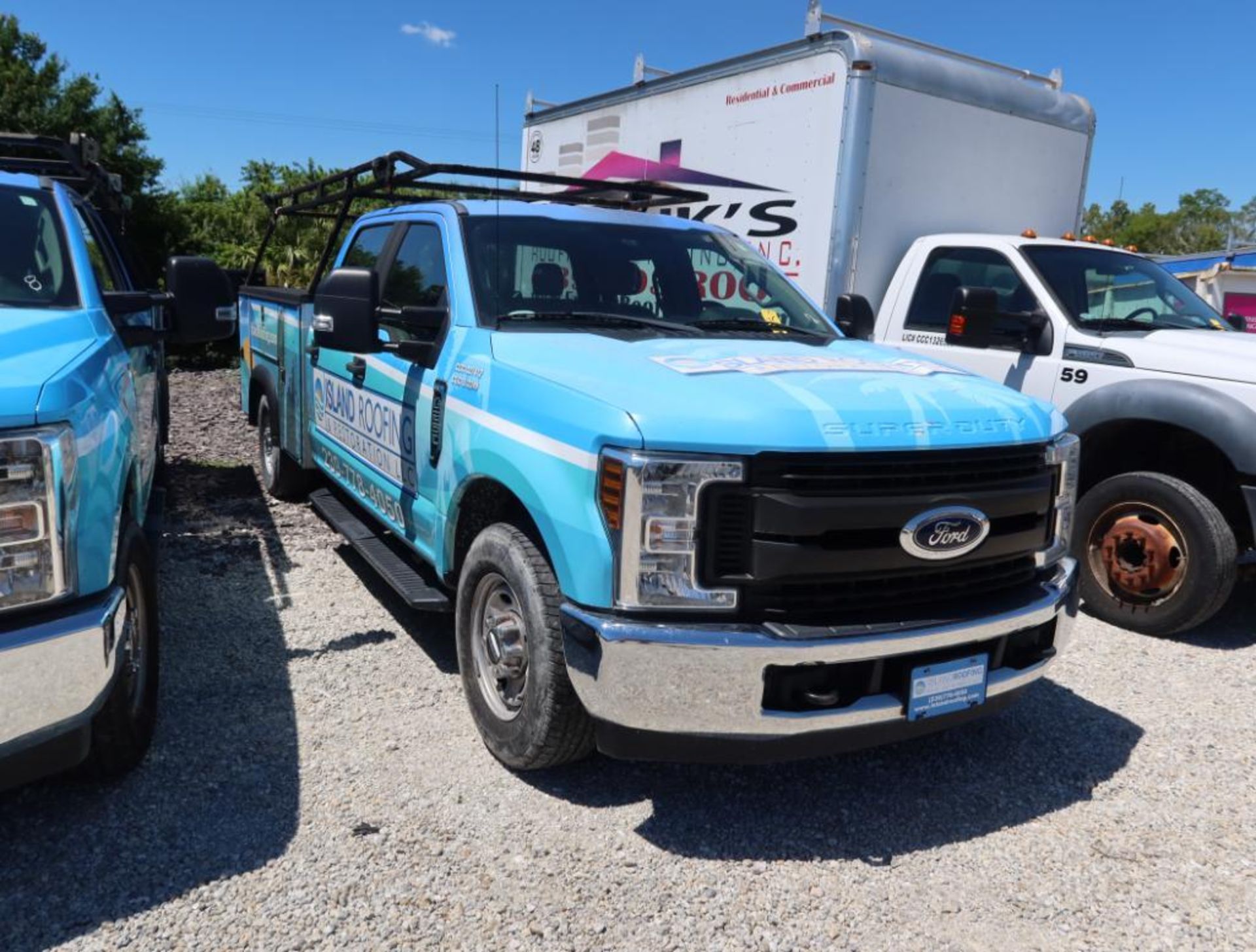 2019 Ford F-250 4 Door Utility Bed w/Ladder Rack, Gas, License# NEZ-G73, VIN 1FD7W2A6XKED56629, 55,5 - Image 2 of 8