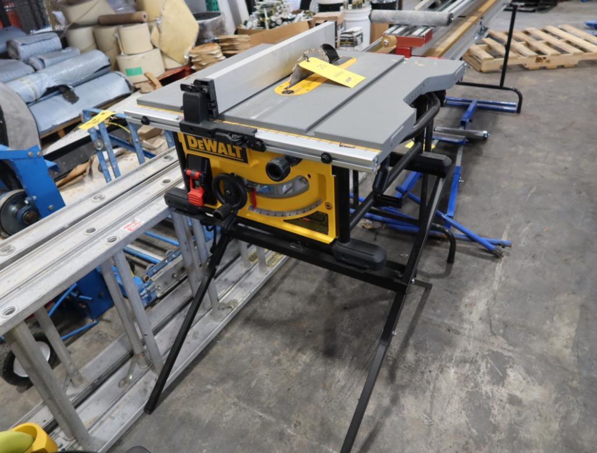 DEWALT 7491X 10" Wheeled Job Site Tablesaw