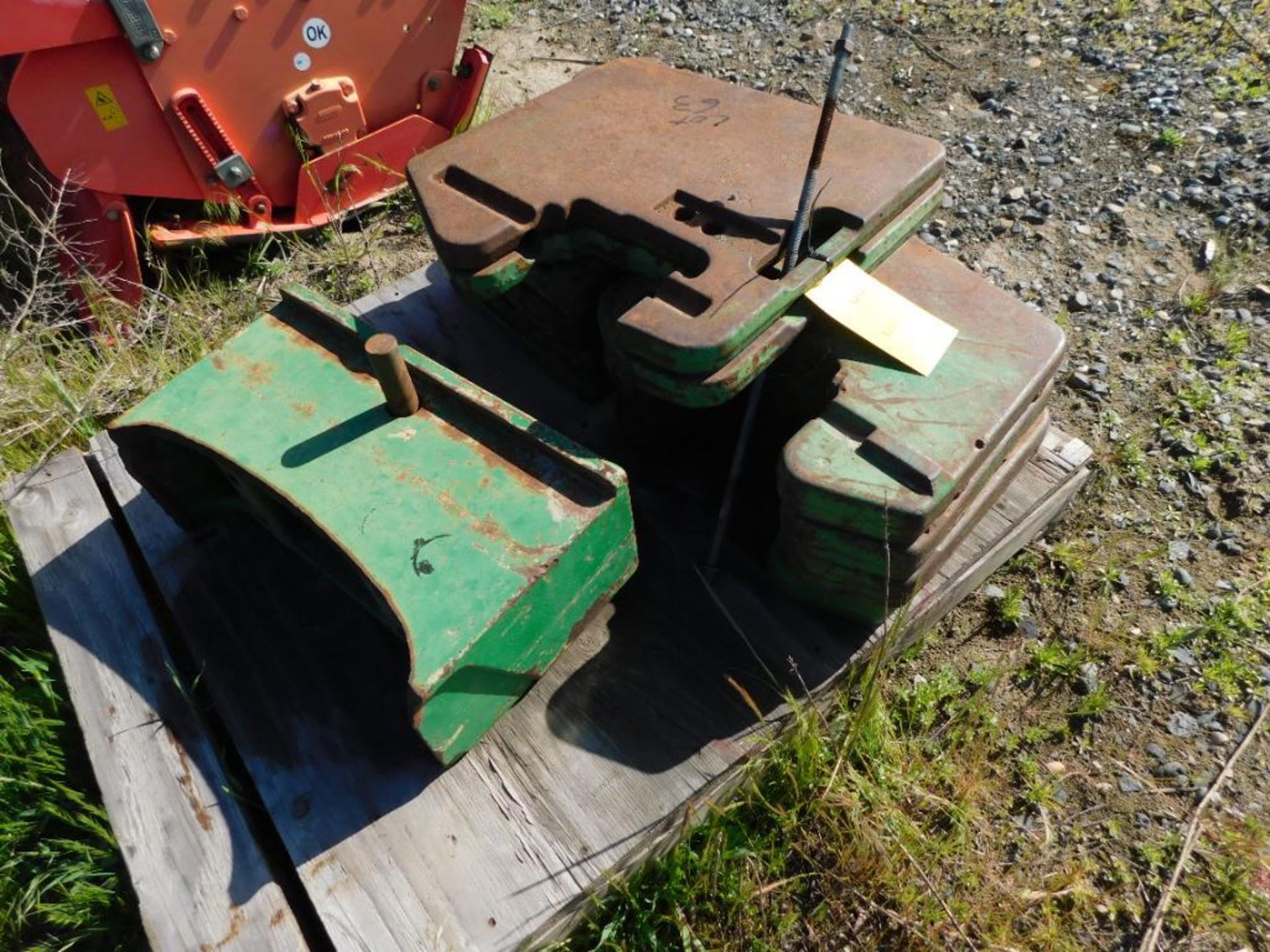 LOT: John Deere Front Tractor Counter Weights (LOCATED IN MAINTENANCE AREA) - Image 2 of 2