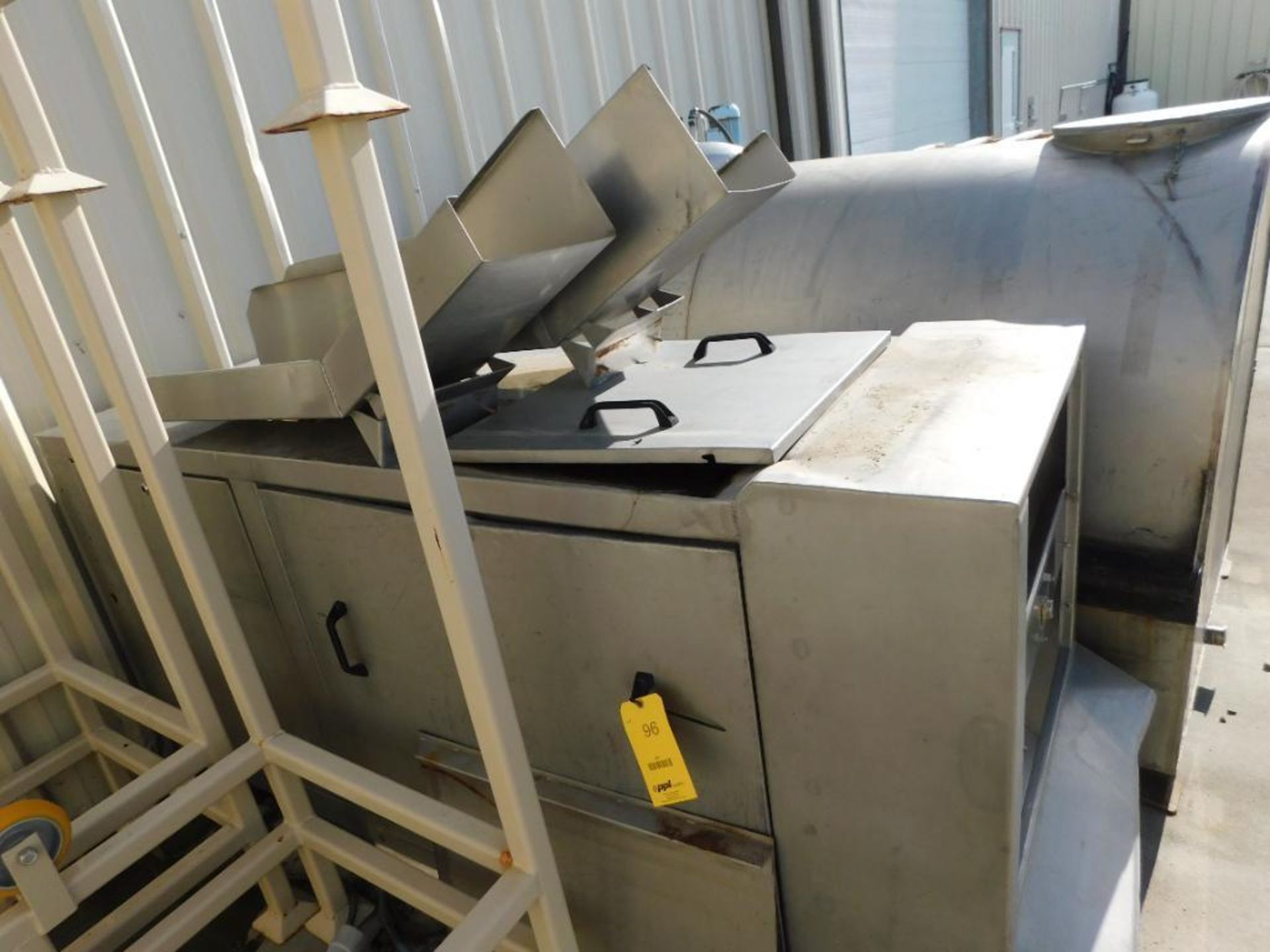 Rauch Komet A-30 Destemmer/Crusher (LOCATED IN WINERY) - Image 2 of 4