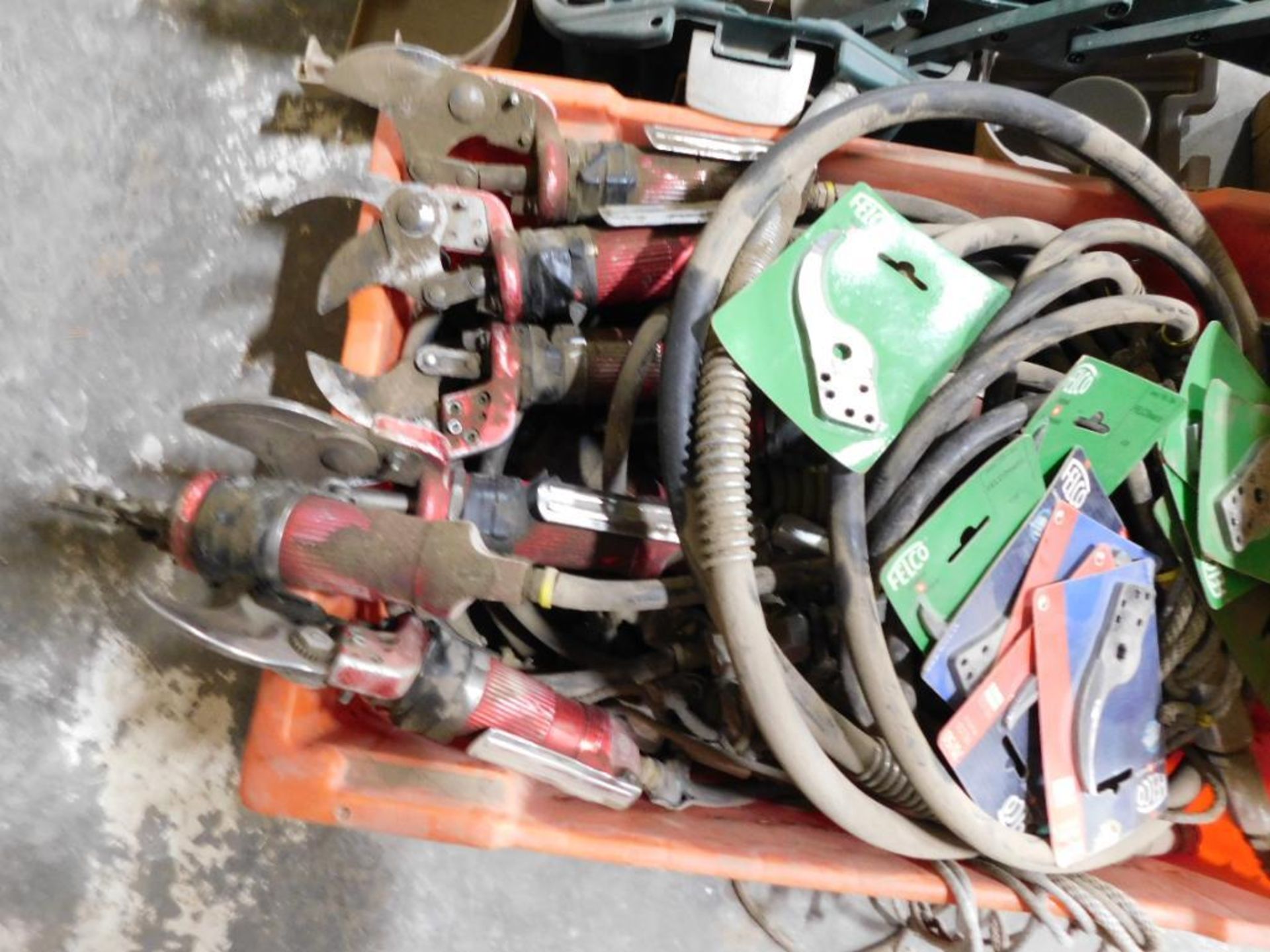 LOT: Felco Pnuematic Pruners & Replacement Parts (LOCATED IN MAINTENANCE AREA) - Image 2 of 4