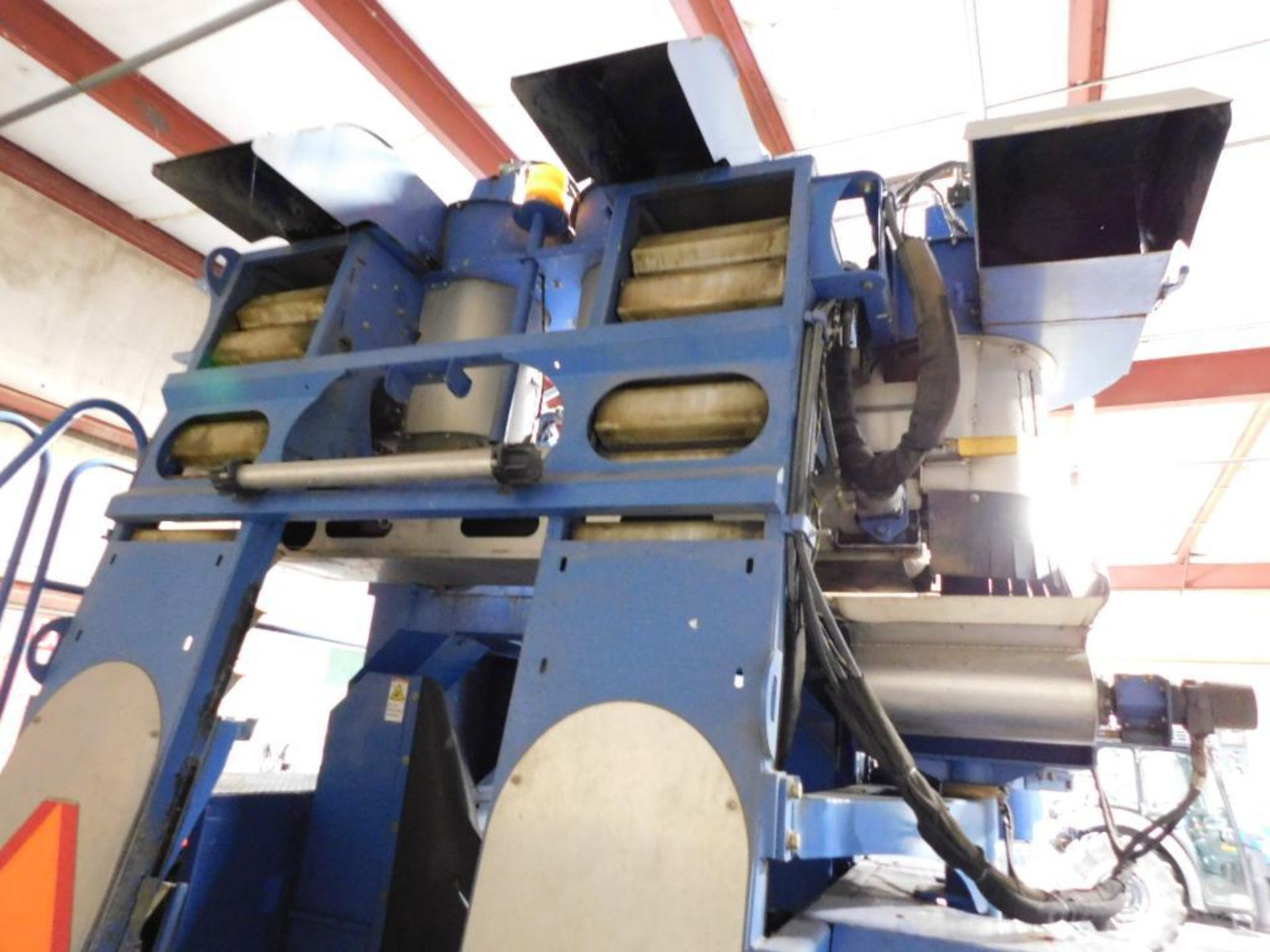 Oxbo 316XL Grape Harvester (LOCATED IN MAINTENANCE AREA) - Image 7 of 9