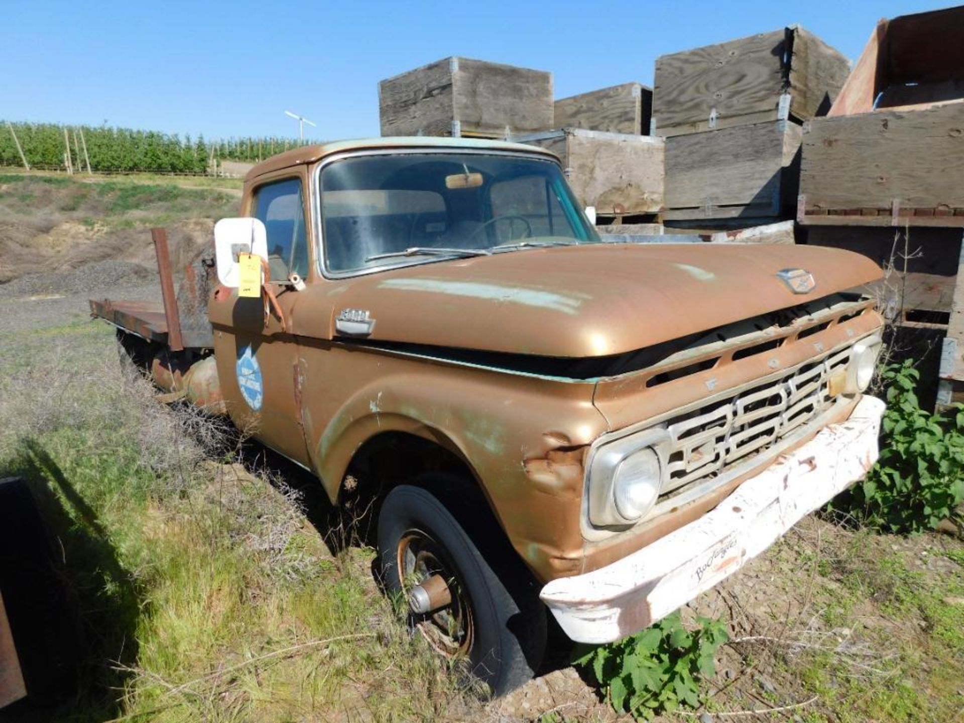 1964 Ford Flatbed 4-Wheel Drive, V8 Manual Transmission, VIN 56523 (AS IS) (LOCATED IN MAINTENANCE A