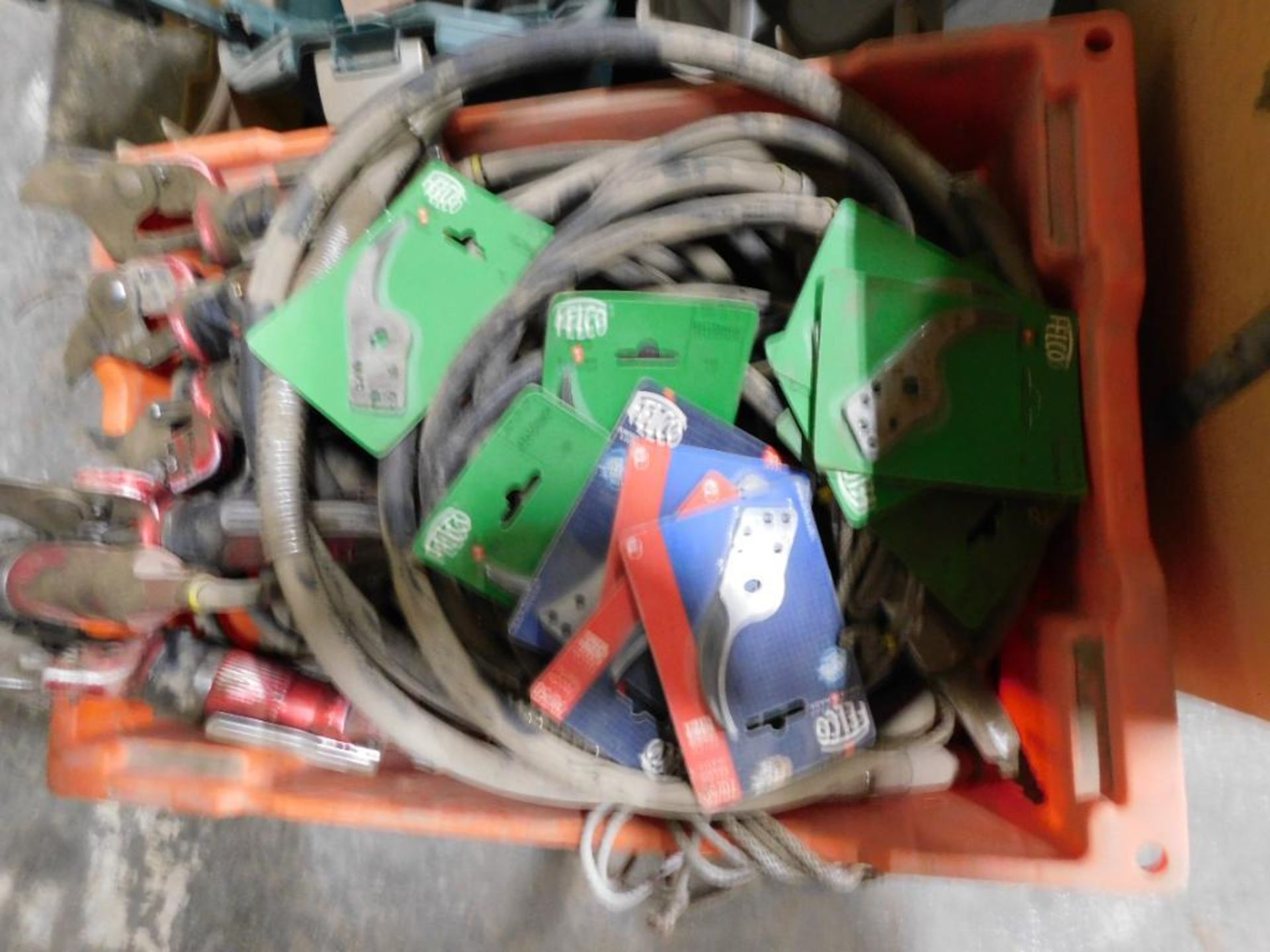 LOT: Felco Pnuematic Pruners & Replacement Parts (LOCATED IN MAINTENANCE AREA) - Image 4 of 4