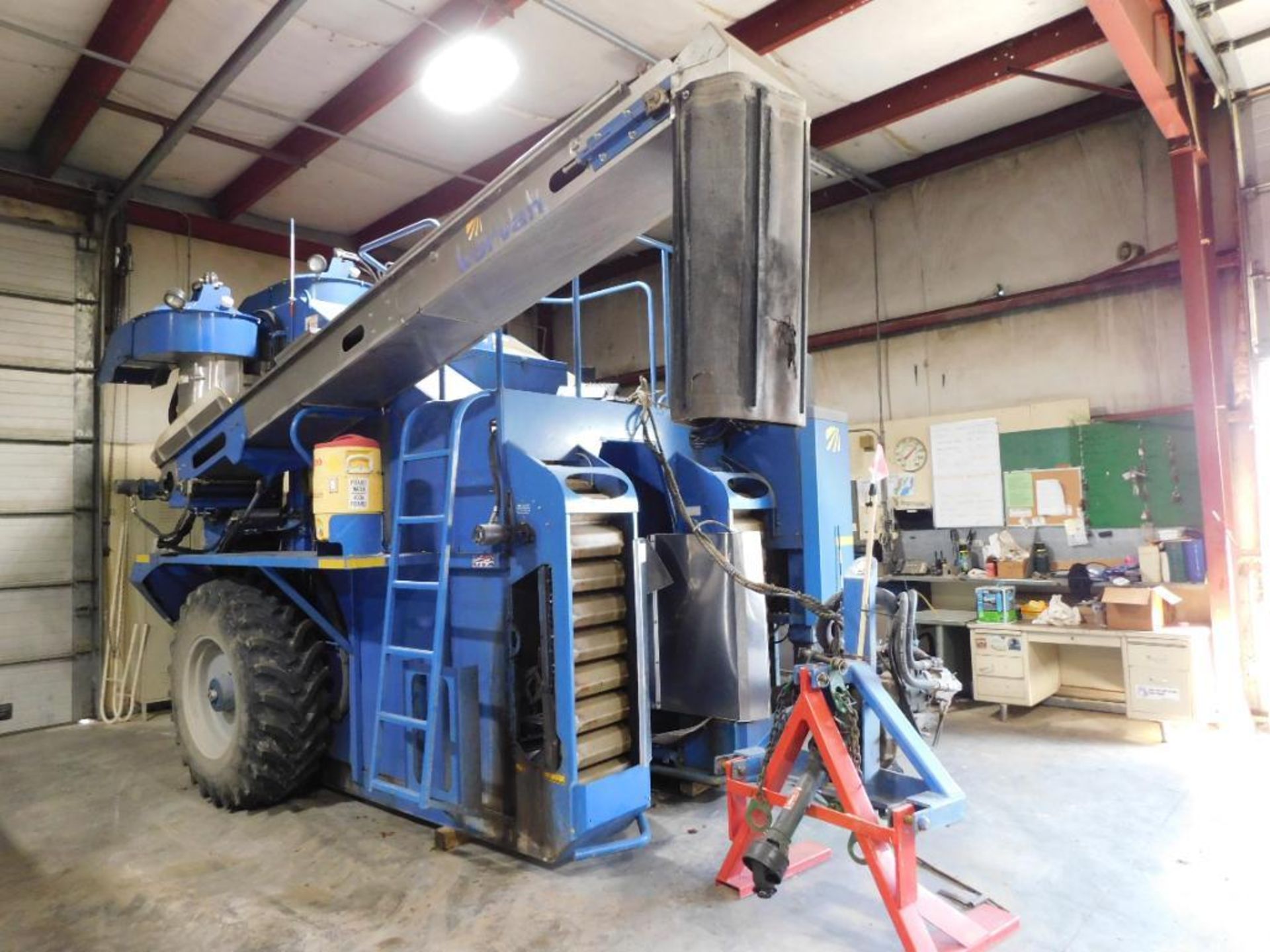 Oxbo 316XL Grape Harvester (LOCATED IN MAINTENANCE AREA)