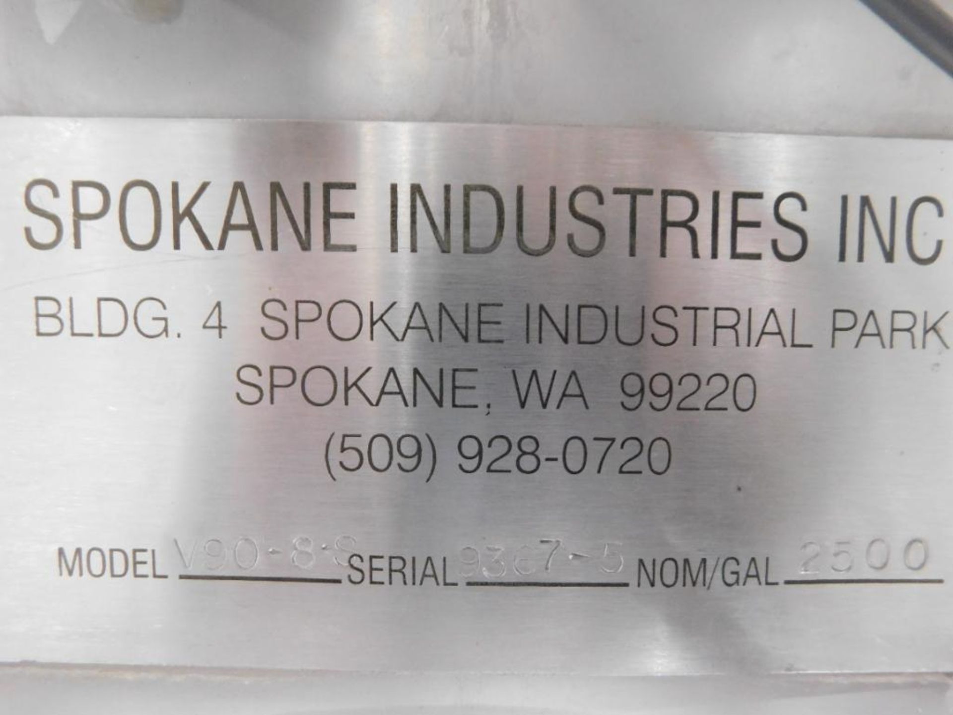 Spokane Industries 2,500 Gallon V90-8-S Stainless Steel Wine Fermentation Tank (NO LID) (SUBJECT TO - Image 3 of 3