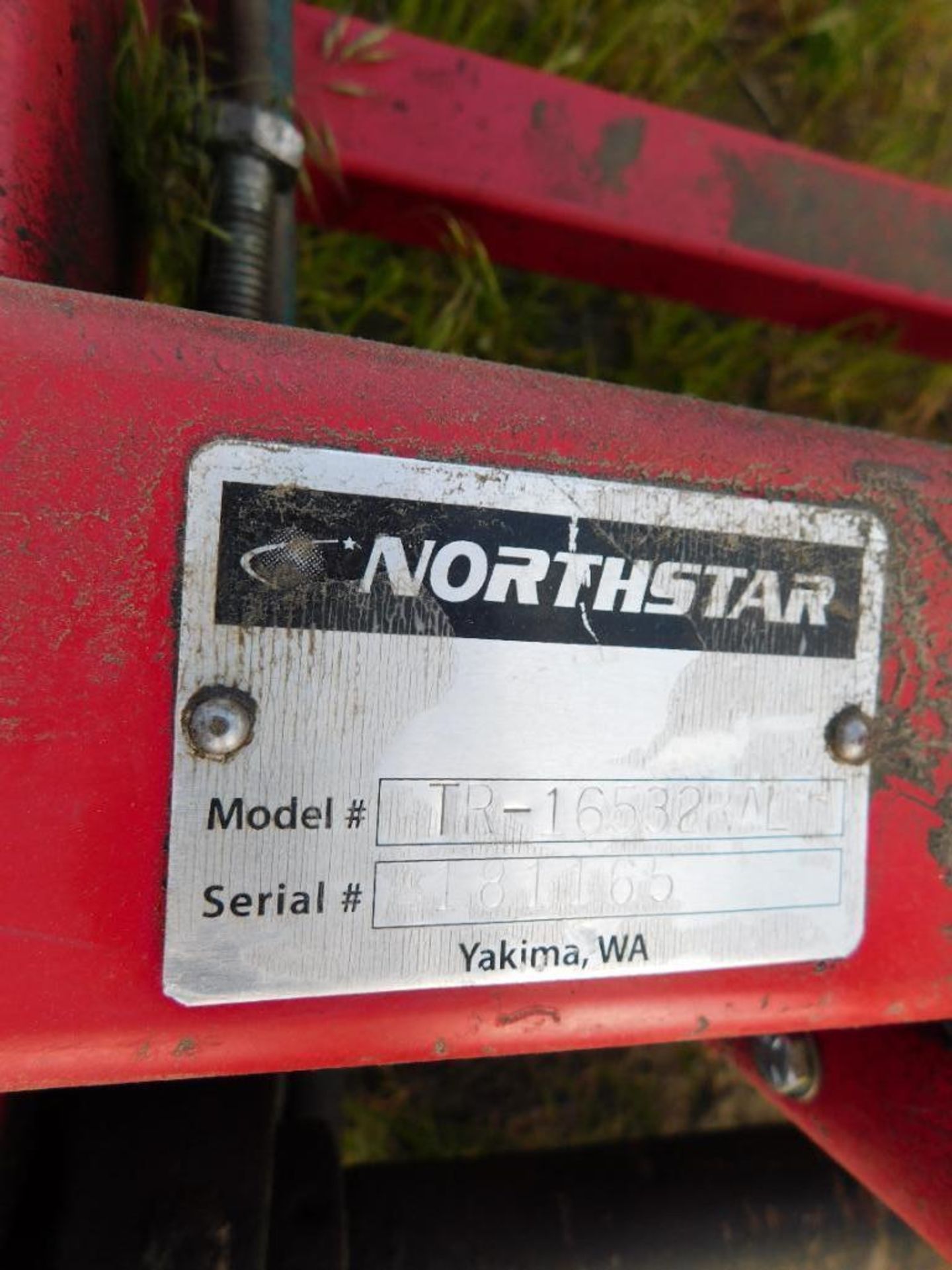 NorthStar Hydraulic Bin Trailer Model TR16532, S/N 181165 (LOCATED IN MAINTENANCE AREA) - Image 5 of 5