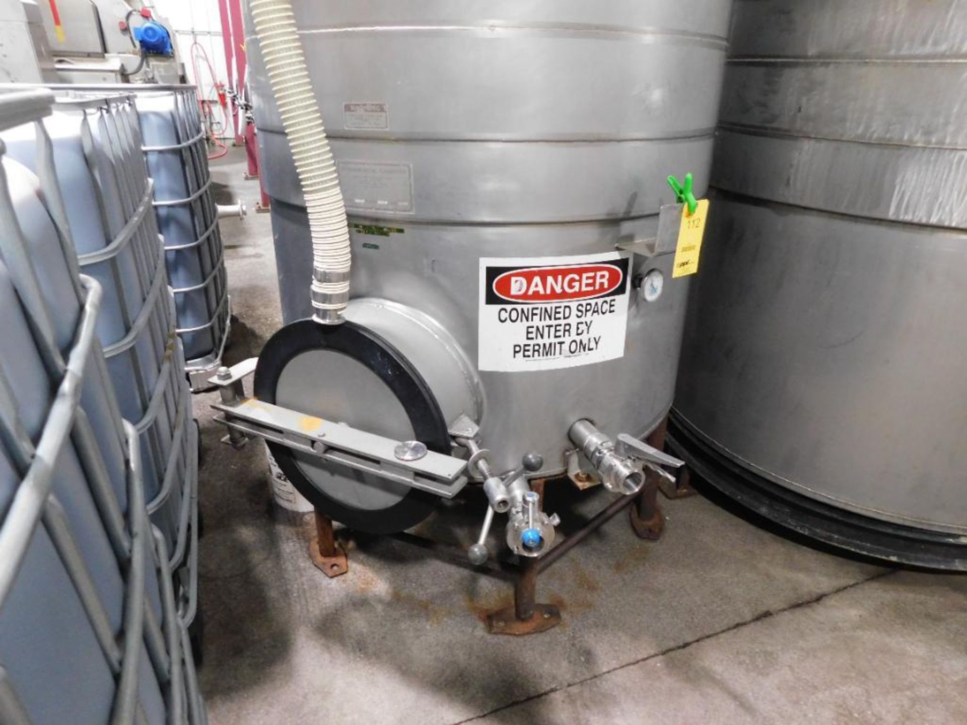 Spokane Metal Products 800 Gallon Wine Fermentation Tank w/Glycol Jacket (LOCATED IN WINERY) - Image 3 of 3