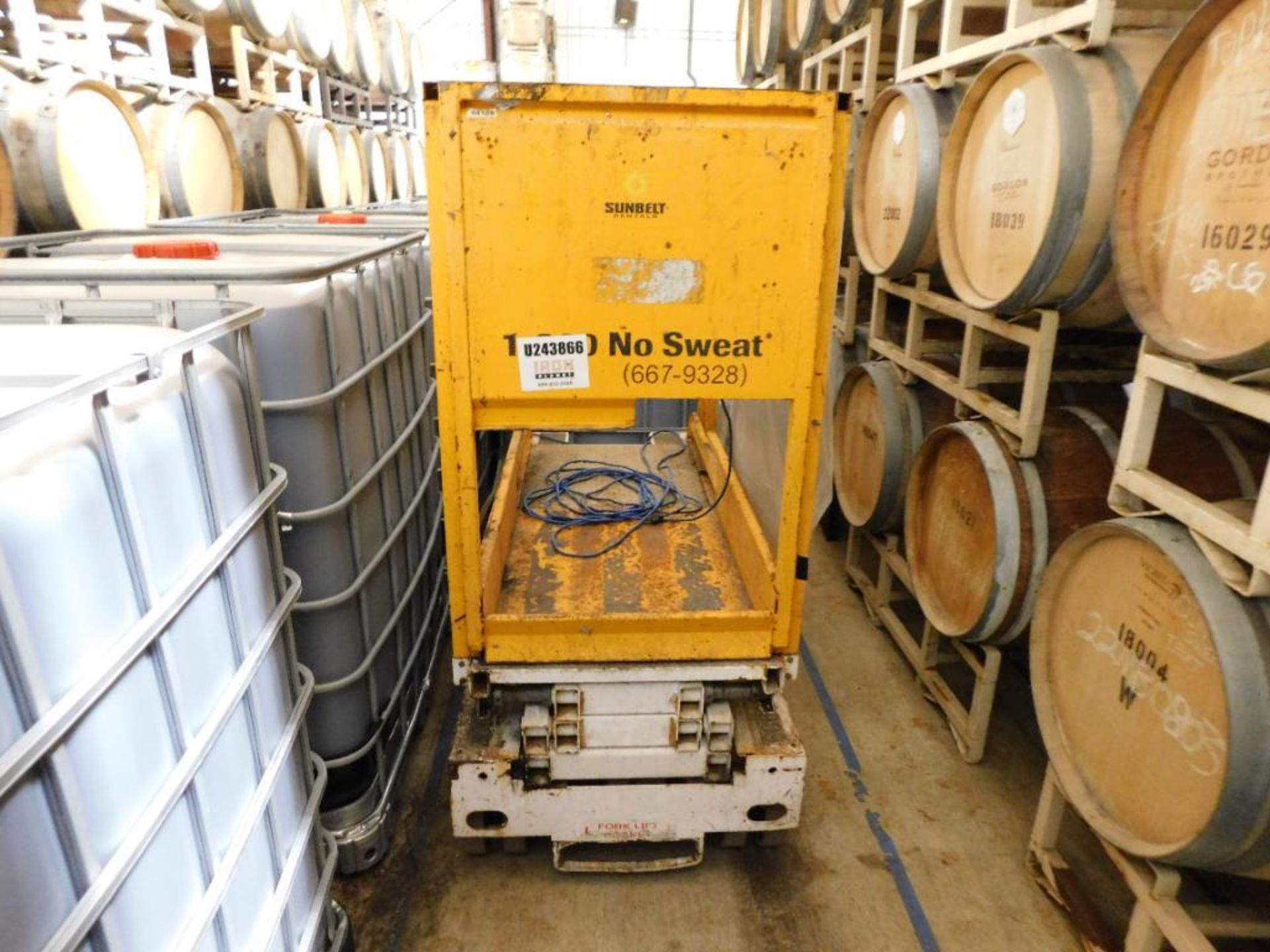 Hybrid HB1030 Electric Scissors Lift w/Extendable Deck & Onboard Charger (LOCATED IN WINERY) - Image 2 of 3