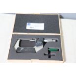 Mitutoyo digital screw thread micrometer