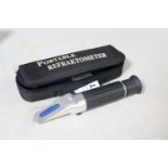 Portable refractometer