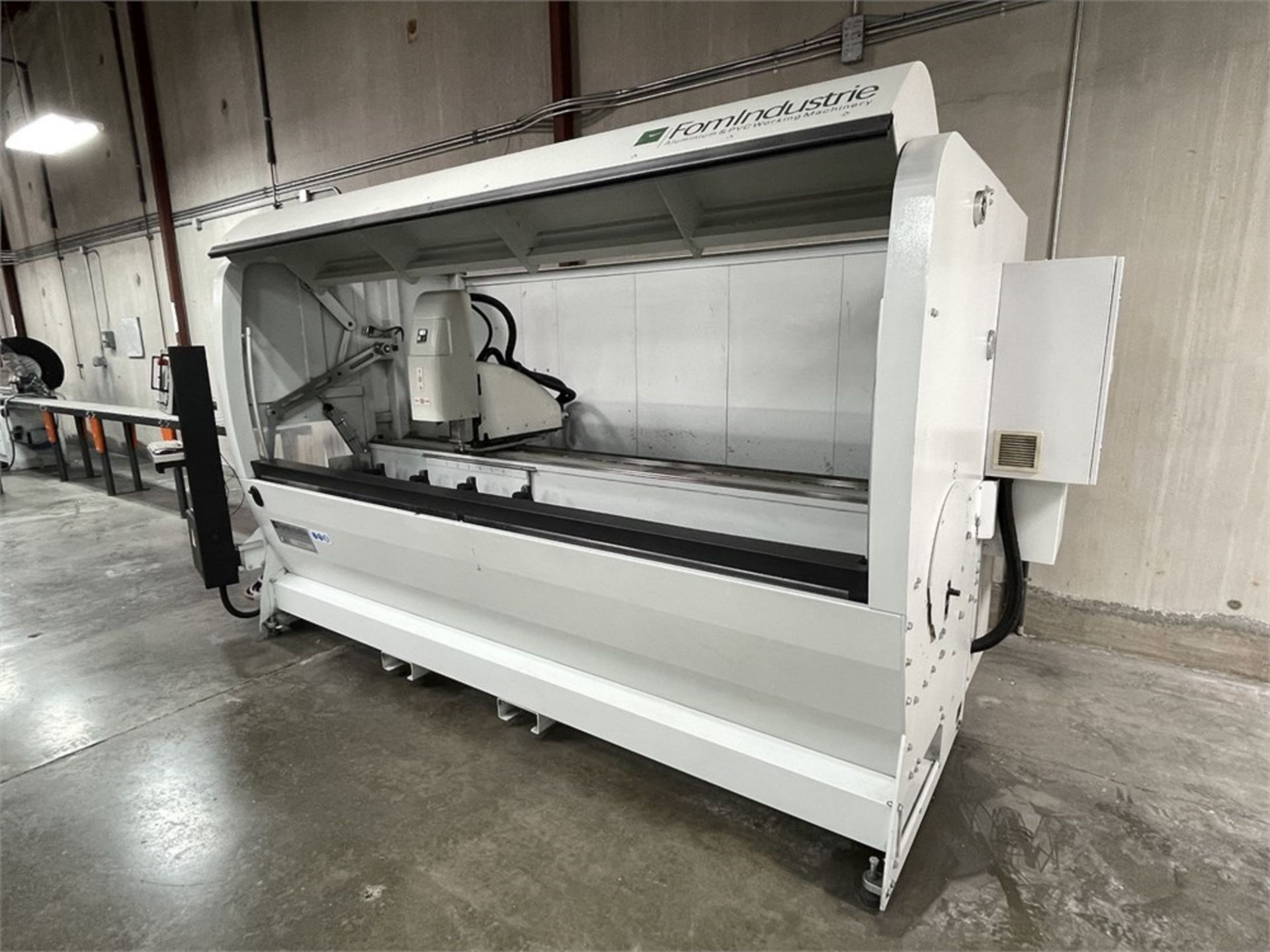 10' FOM INDUSTRIE MODEL MODUS CNC 4-AXIS ALUMINUM PROFILE MACHINING CENTER/ROUTER, S/N A0700194 - Image 3 of 14