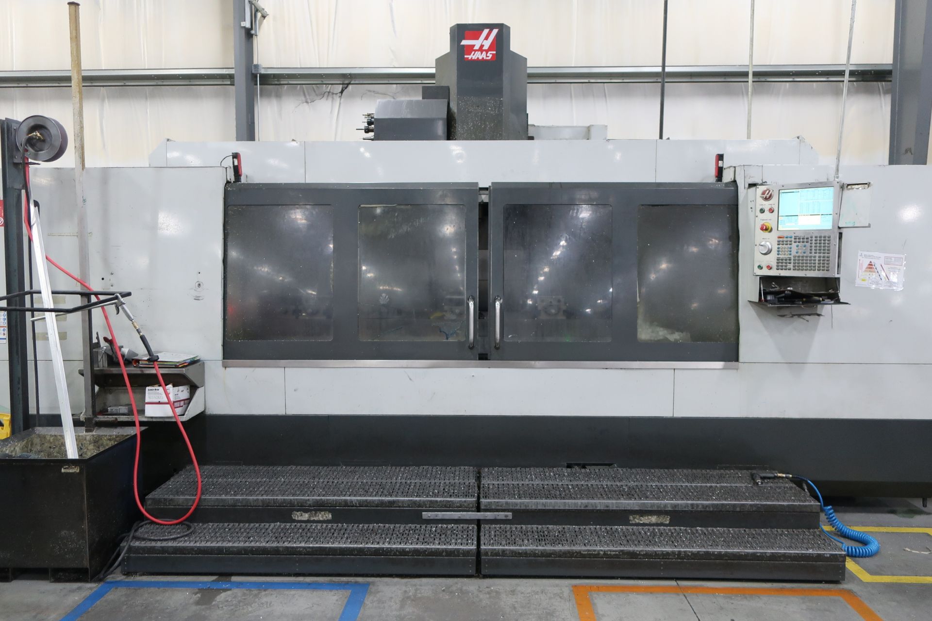 28" x 120" HAAS VF10/40 CNC VERTICAL MACHINING CENTER, NEW 2013 - Image 3 of 21