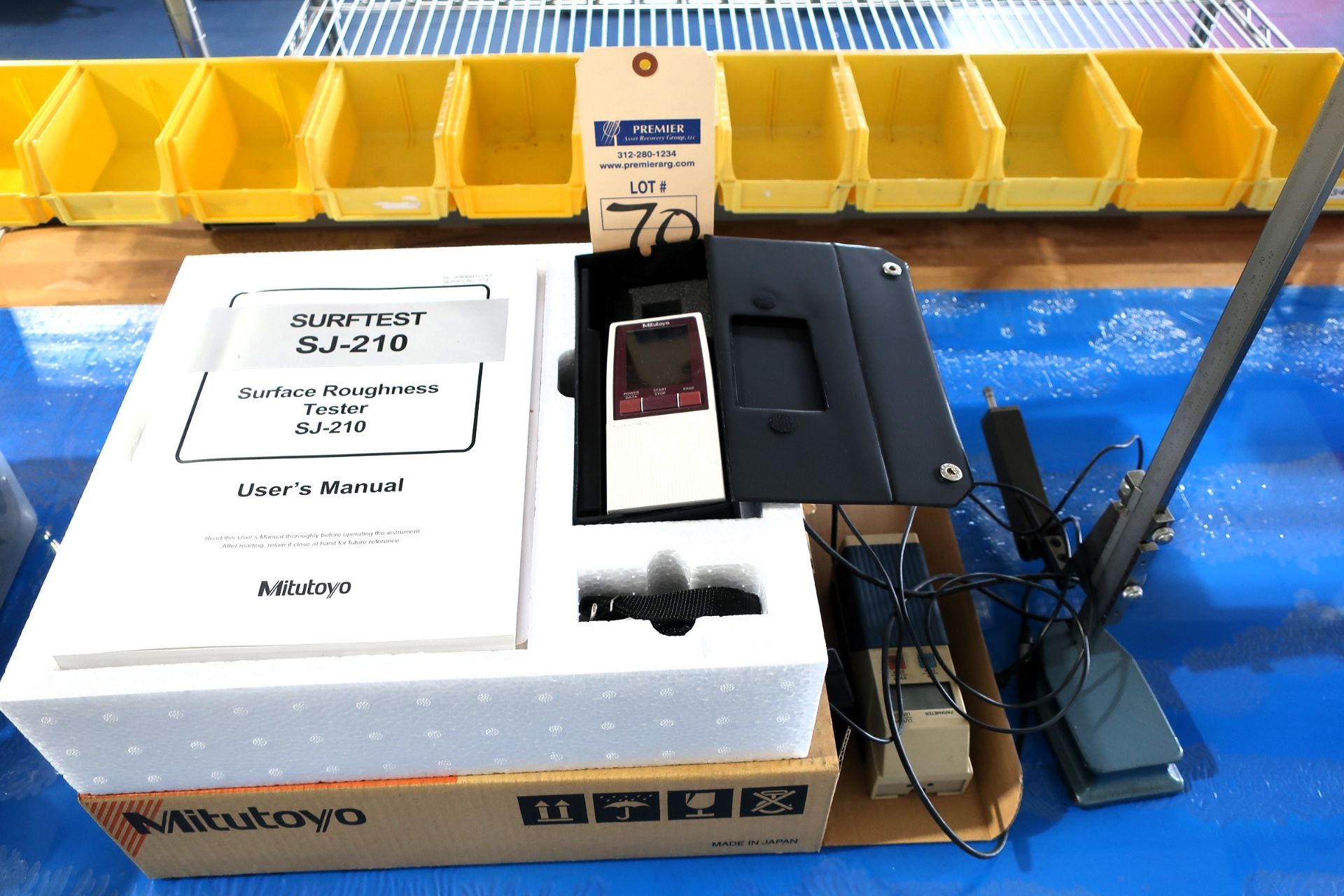 Mitutoyo Surftest ST-210 Surface Roughness Tester