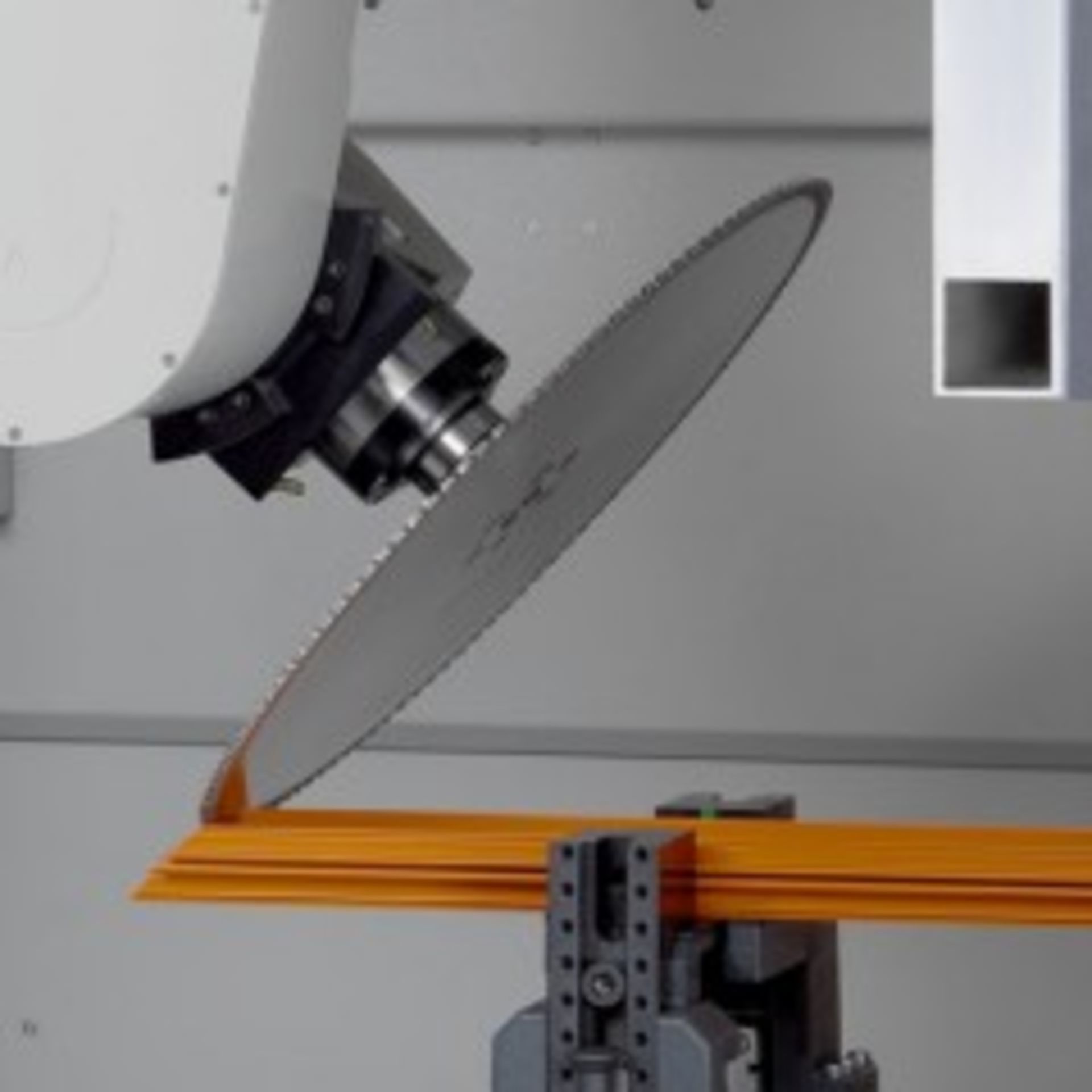 10 METER ELUMATEC SBZ 151 5-AXIS CNC PROFILE VERTICAL MACHINIG CENTER, NEW 2014 - Image 22 of 31