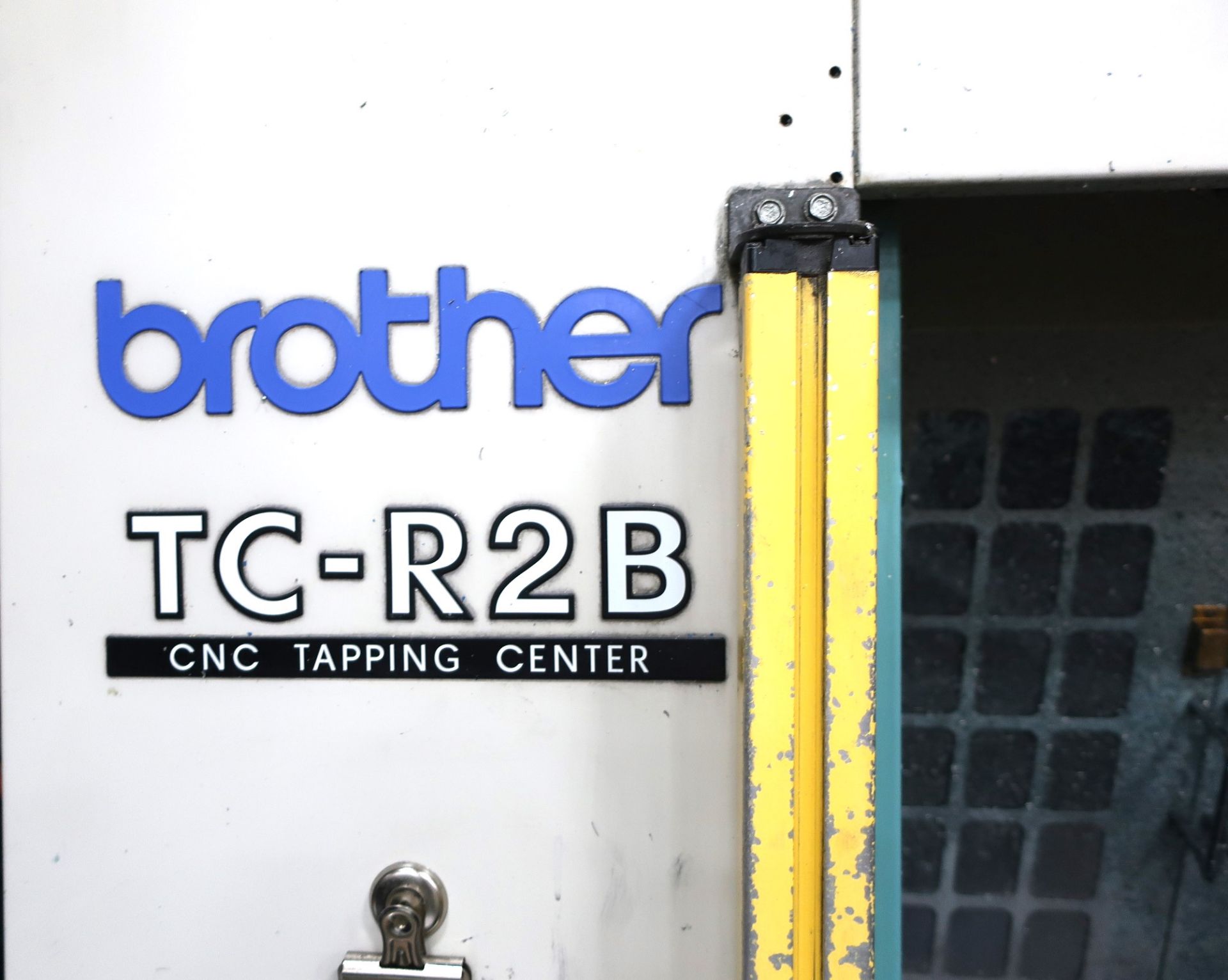 BROTHER TC-R2B 4-AXIS CNC DRILL TAP VERTICAL MACHING CENTER, NEW 2010 - Bild 20 aus 20