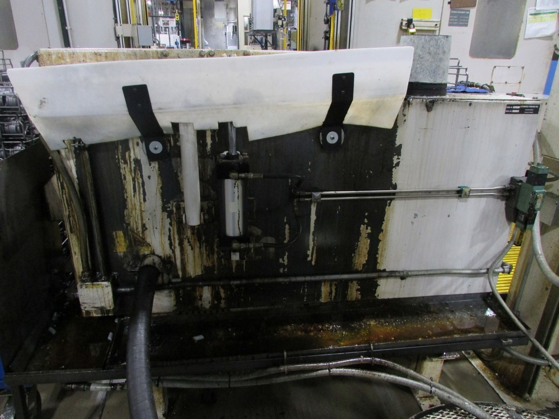 Automated Finishing Inc 2V5 Vibratory Finishing Machine - Image 11 of 16