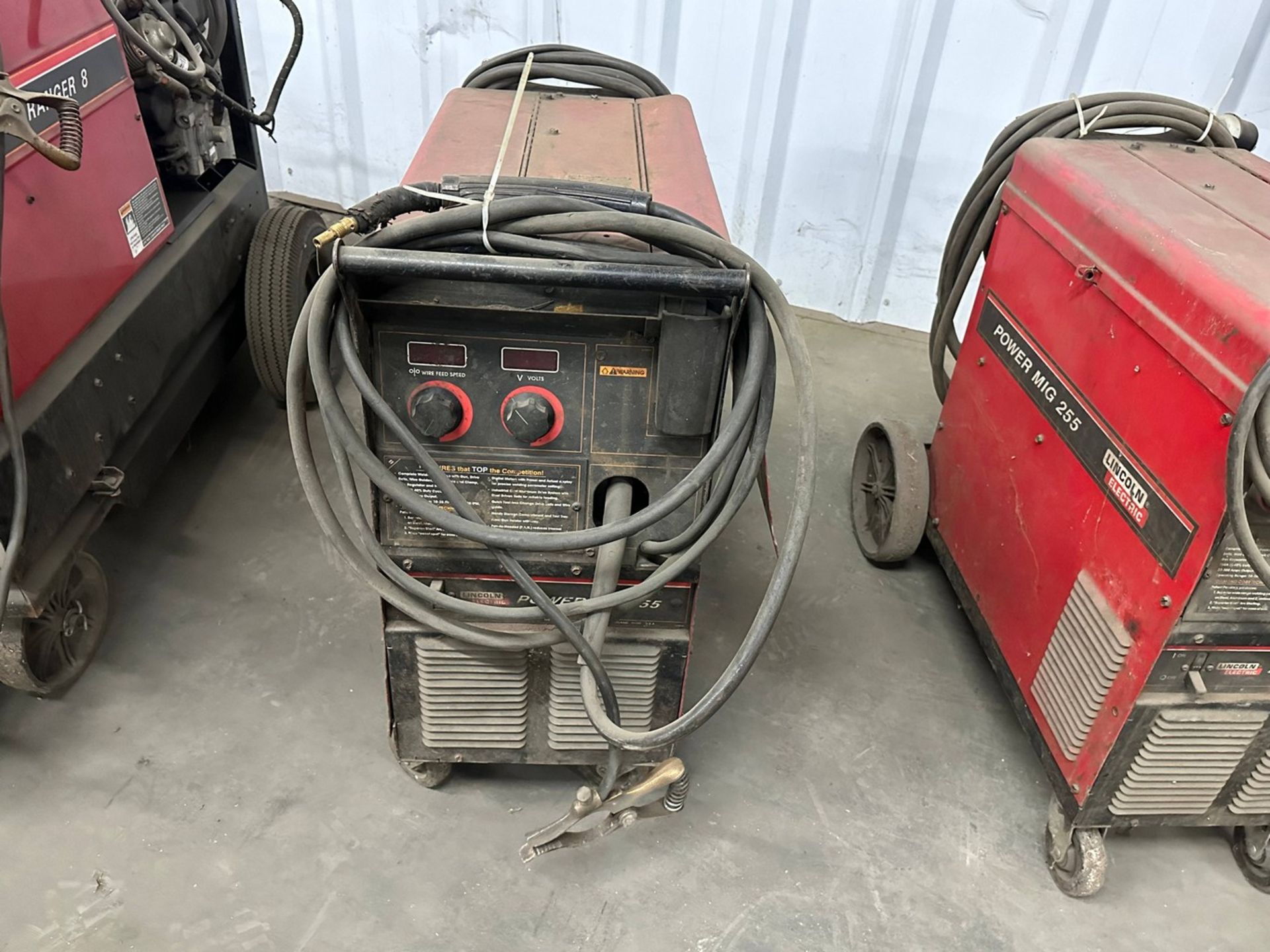 Lincoln Power Mig 255 Welder