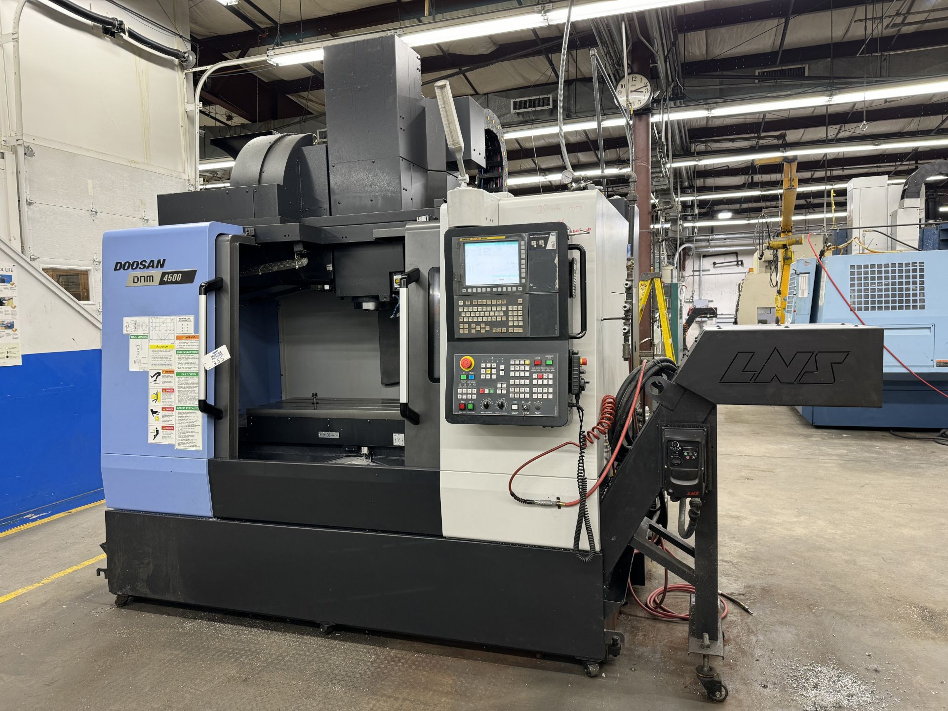 2018 Doosan DNM4500 CNC Vertical Machining Center - Image 3 of 13