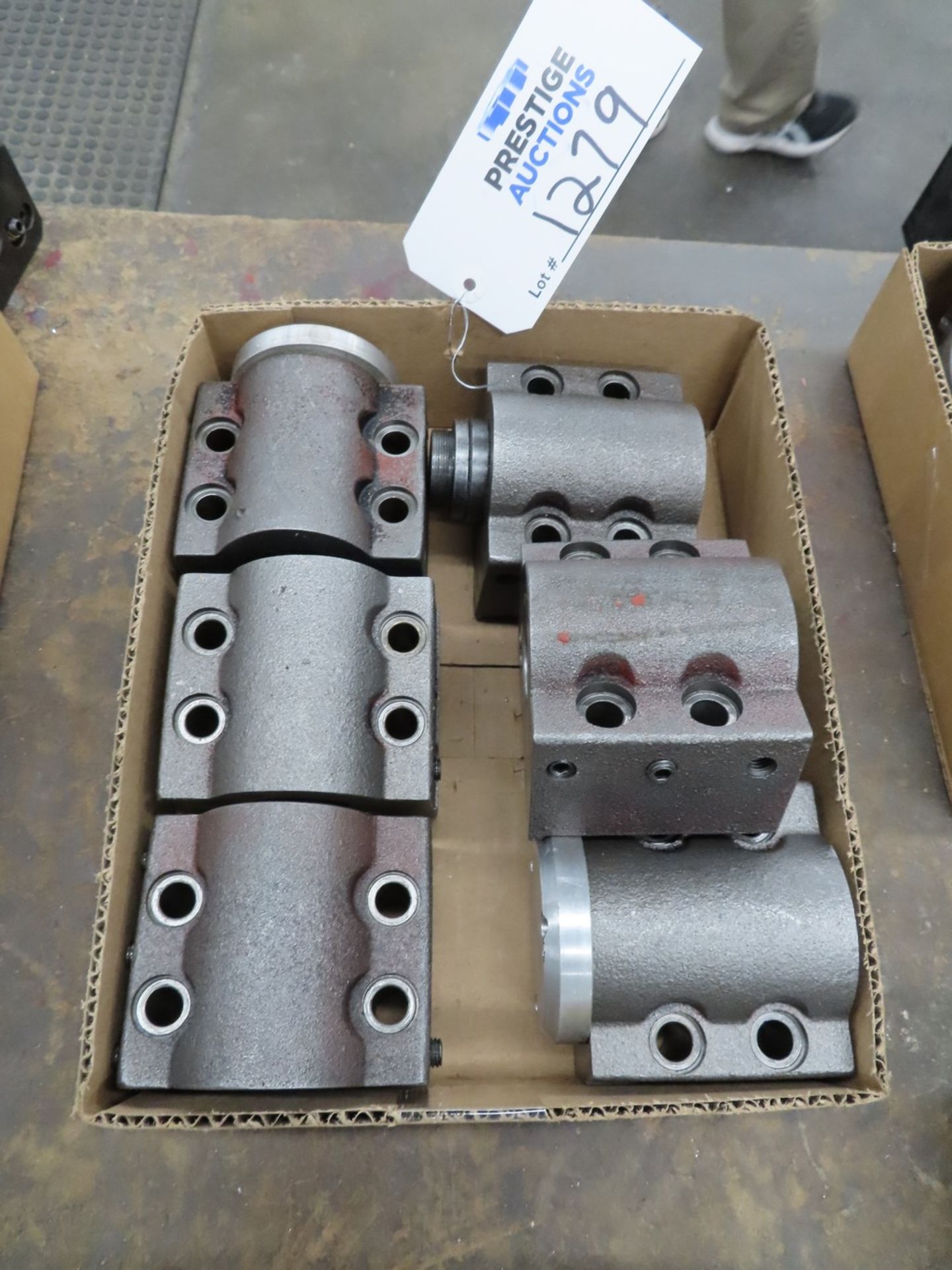 (6) CNC Lathe Turret Tool Holders